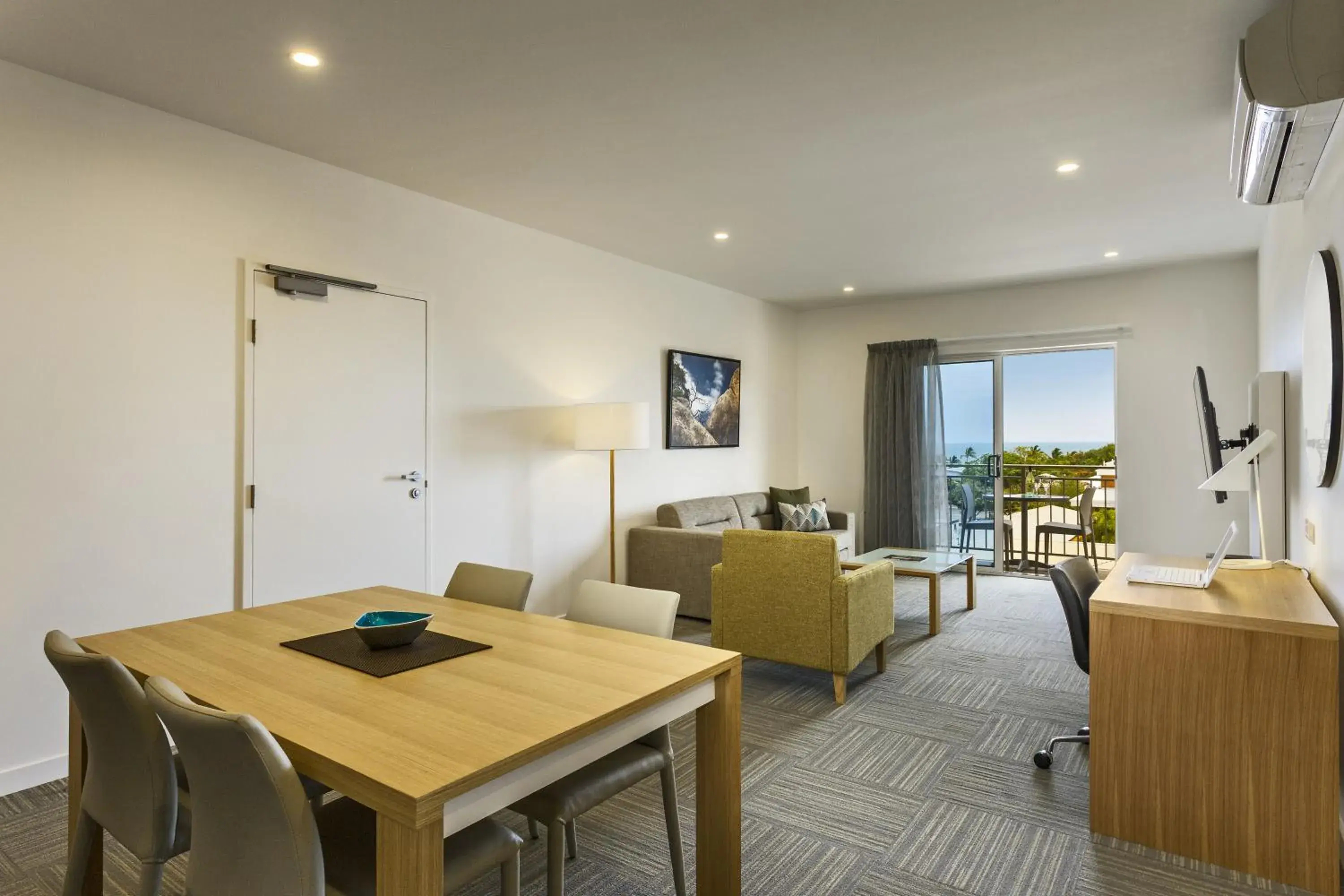 Photo of the whole room, Dining Area in Quest Townsville on Eyre