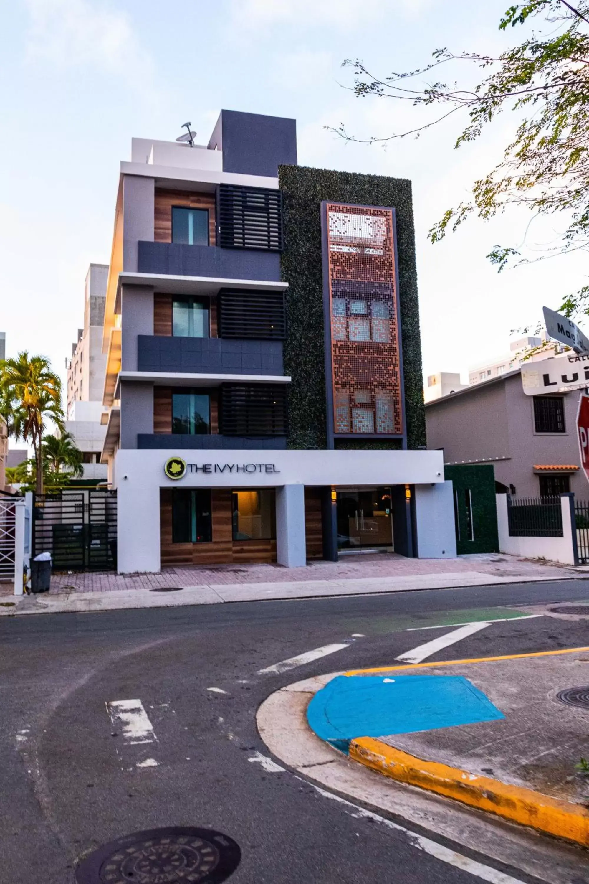 Property Building in The Ivy Hotel