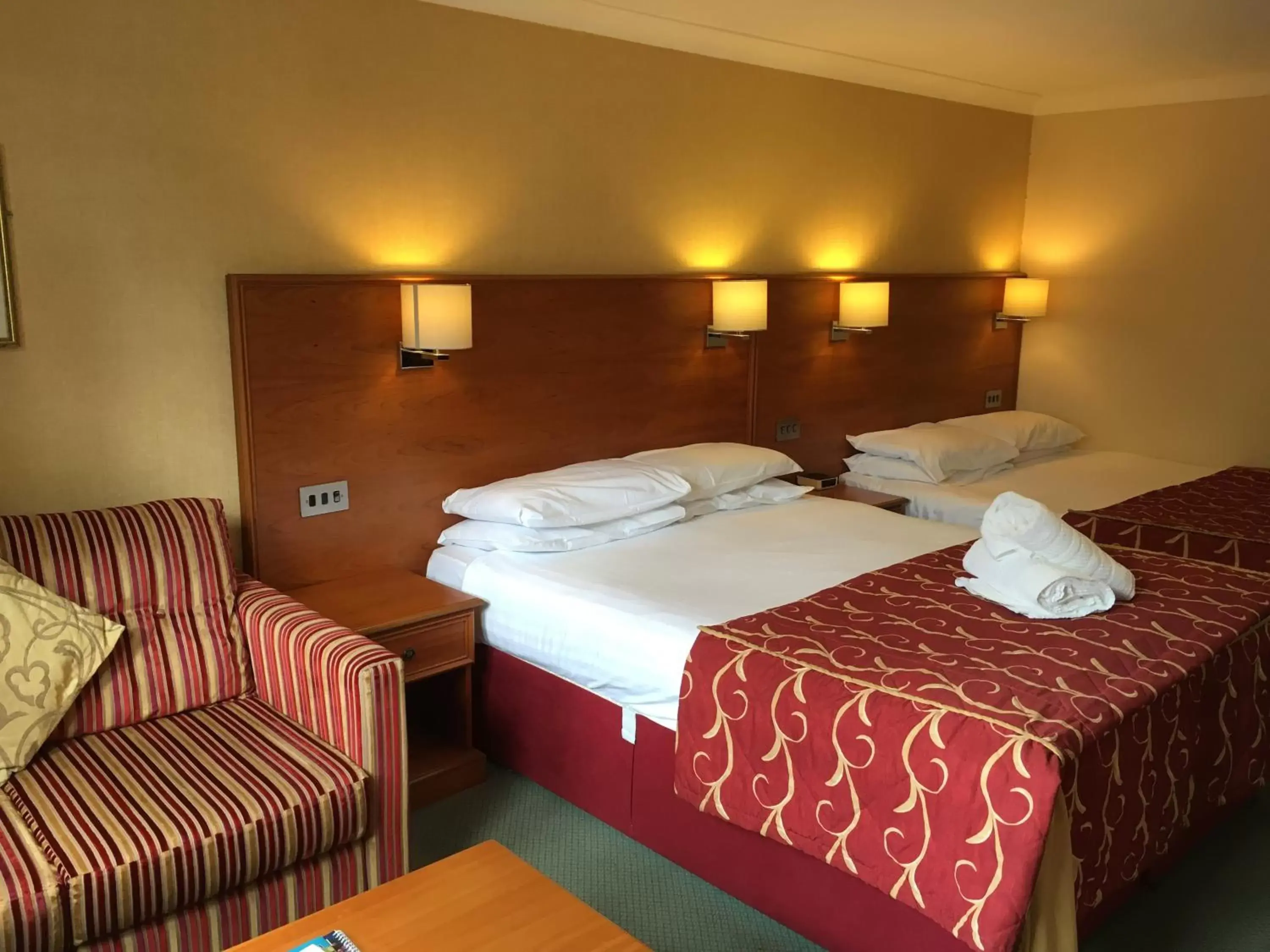 Bedroom, Bed in The Winnock Hotel