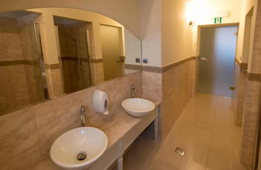 Bathroom in Hotel SPA Akacjowy Dwór