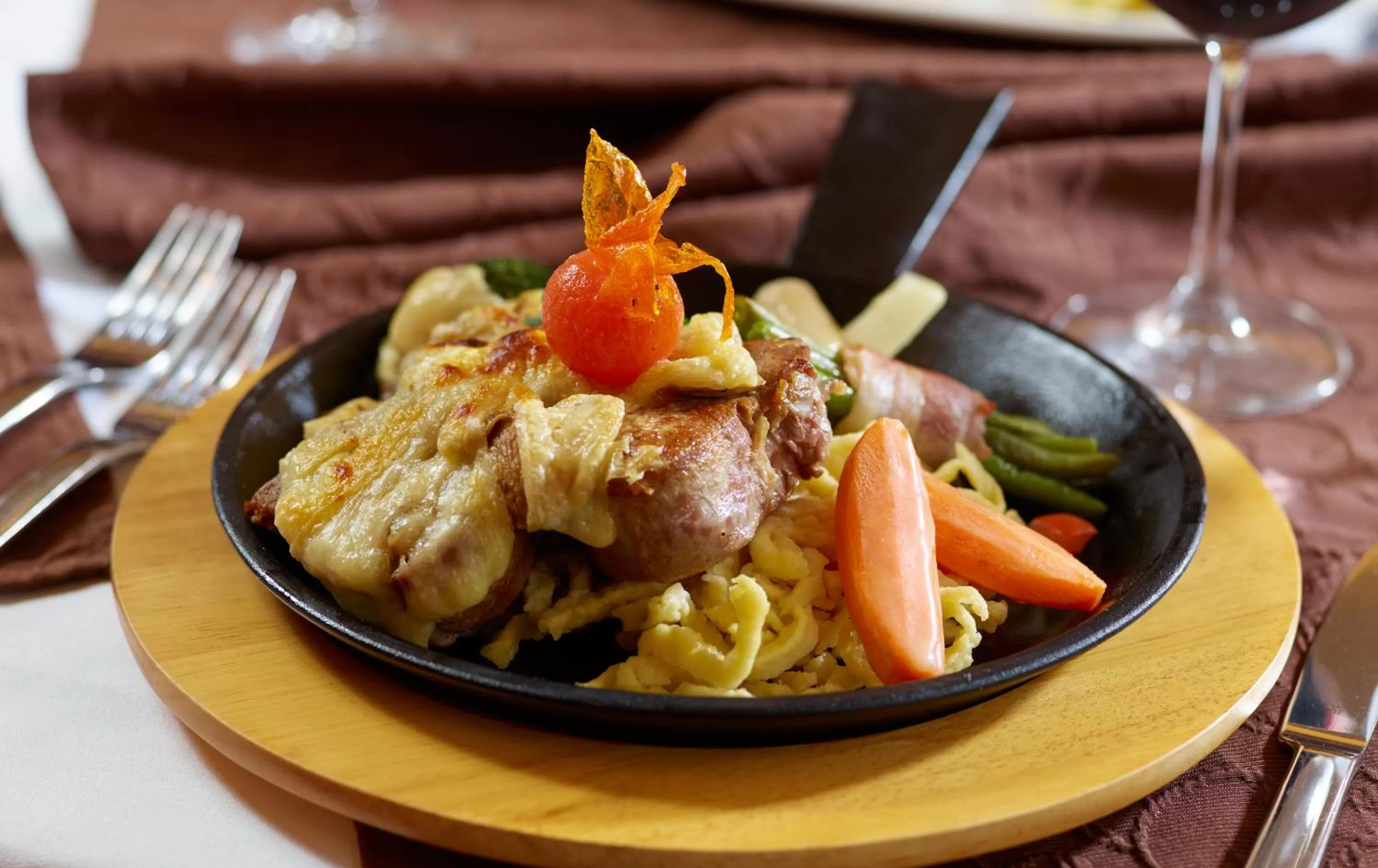 Restaurant/places to eat in Hotel Restaurant Zum Schwan