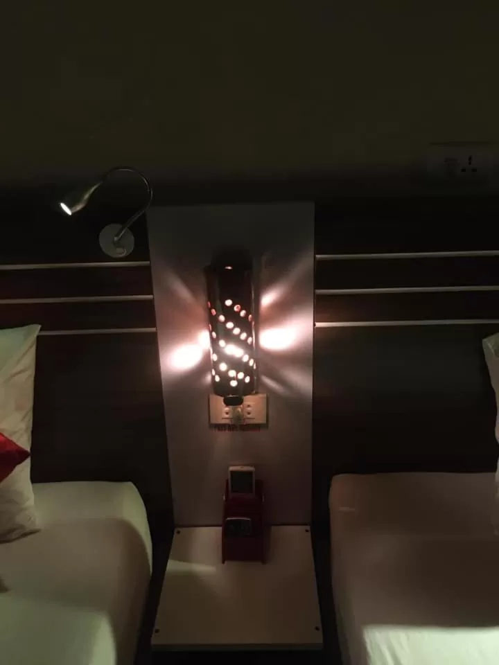 Bed in Friendly Home Hotel