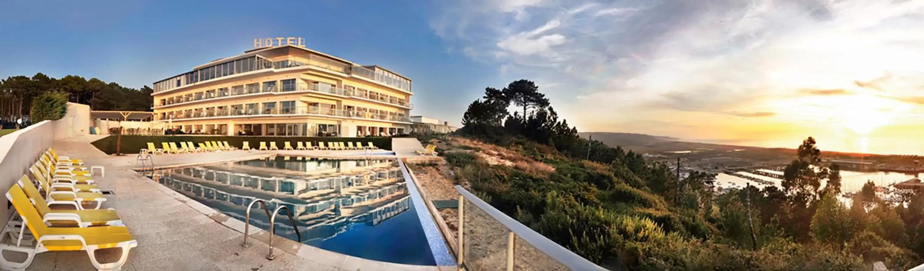 Sea view, Swimming Pool in Hotel Miramar Sul