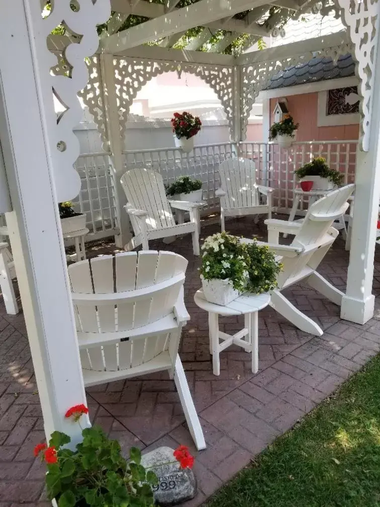 Garden in Boardwalk Plaza Hotel