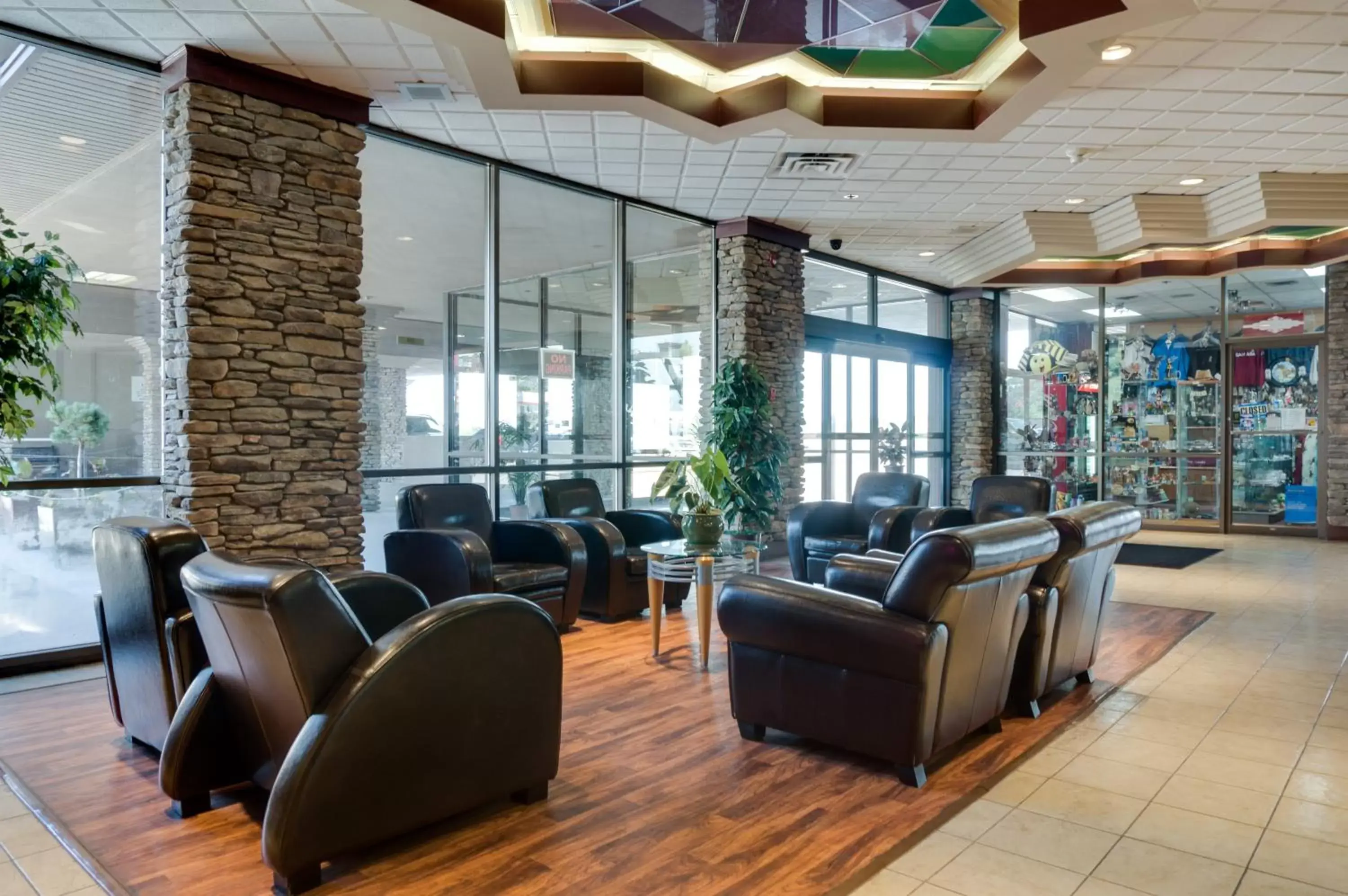 Lobby or reception in Days Inn by Wyndham Calgary South