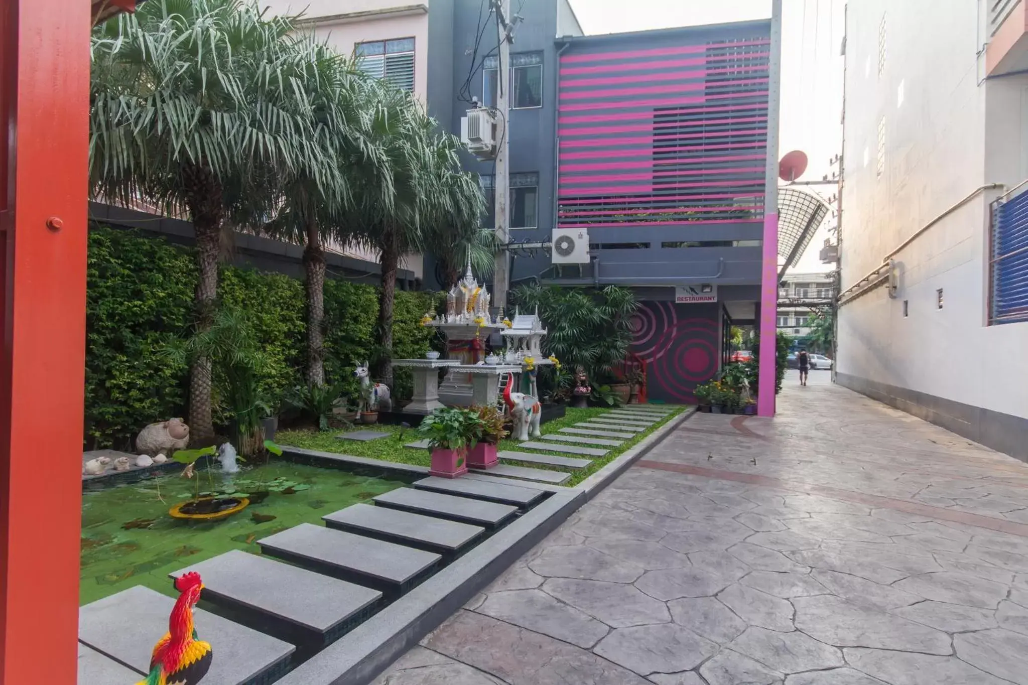 Facade/entrance in Baan Nilrath Hotel - SHA Extra Plus Facade/entrance in Baan Nilrath Hotel - SHA Extra Plus