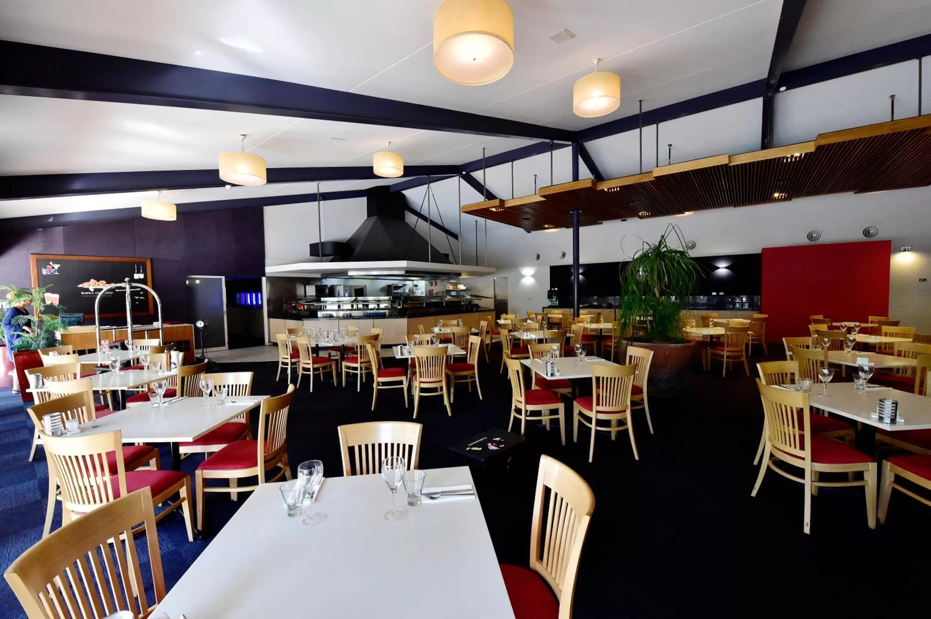 Restaurant/places to eat in Mercure Alice Springs Resort