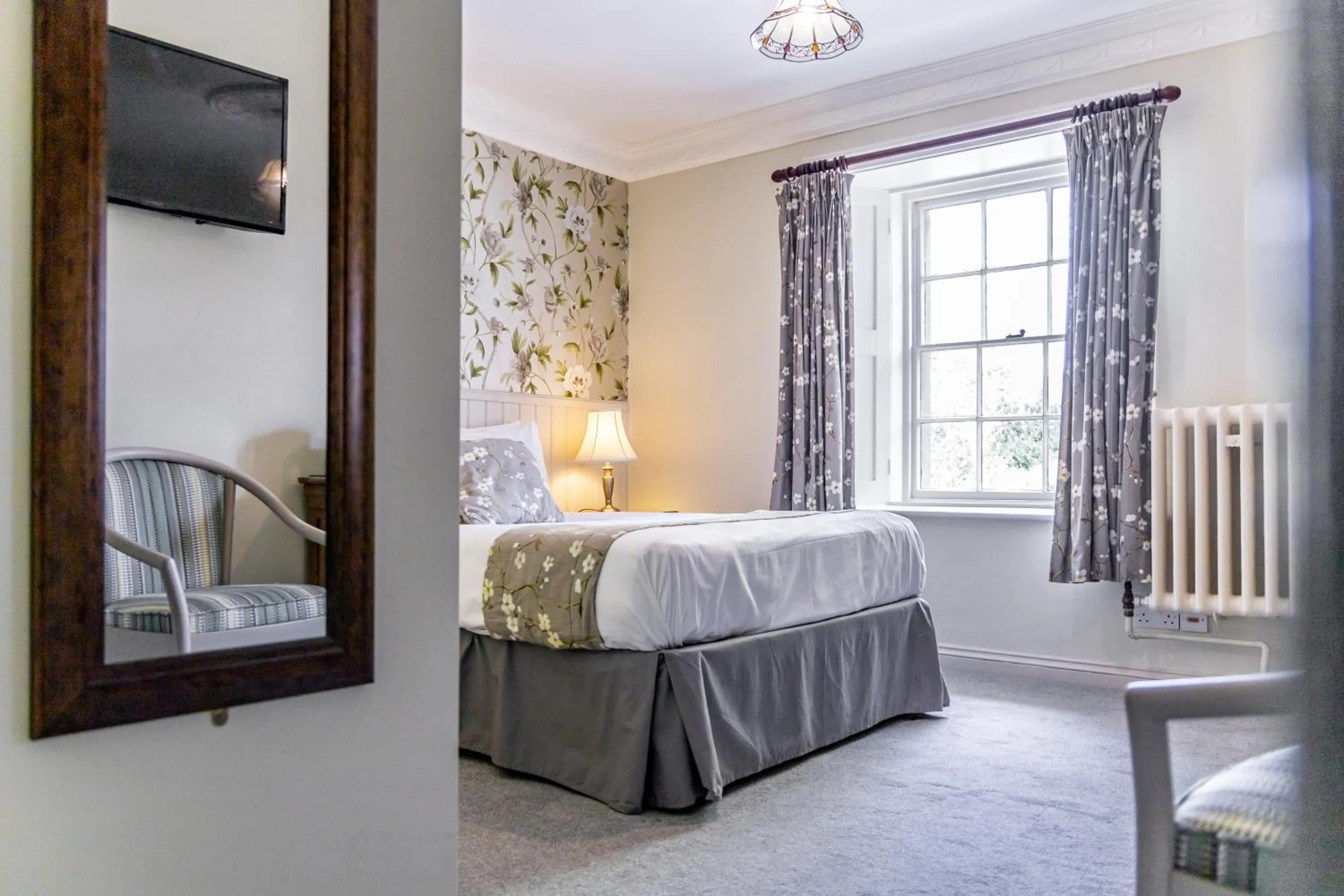 Bedroom, Bed in Leigh Park Country House Hotel & Vineyard, BW Signature Collection