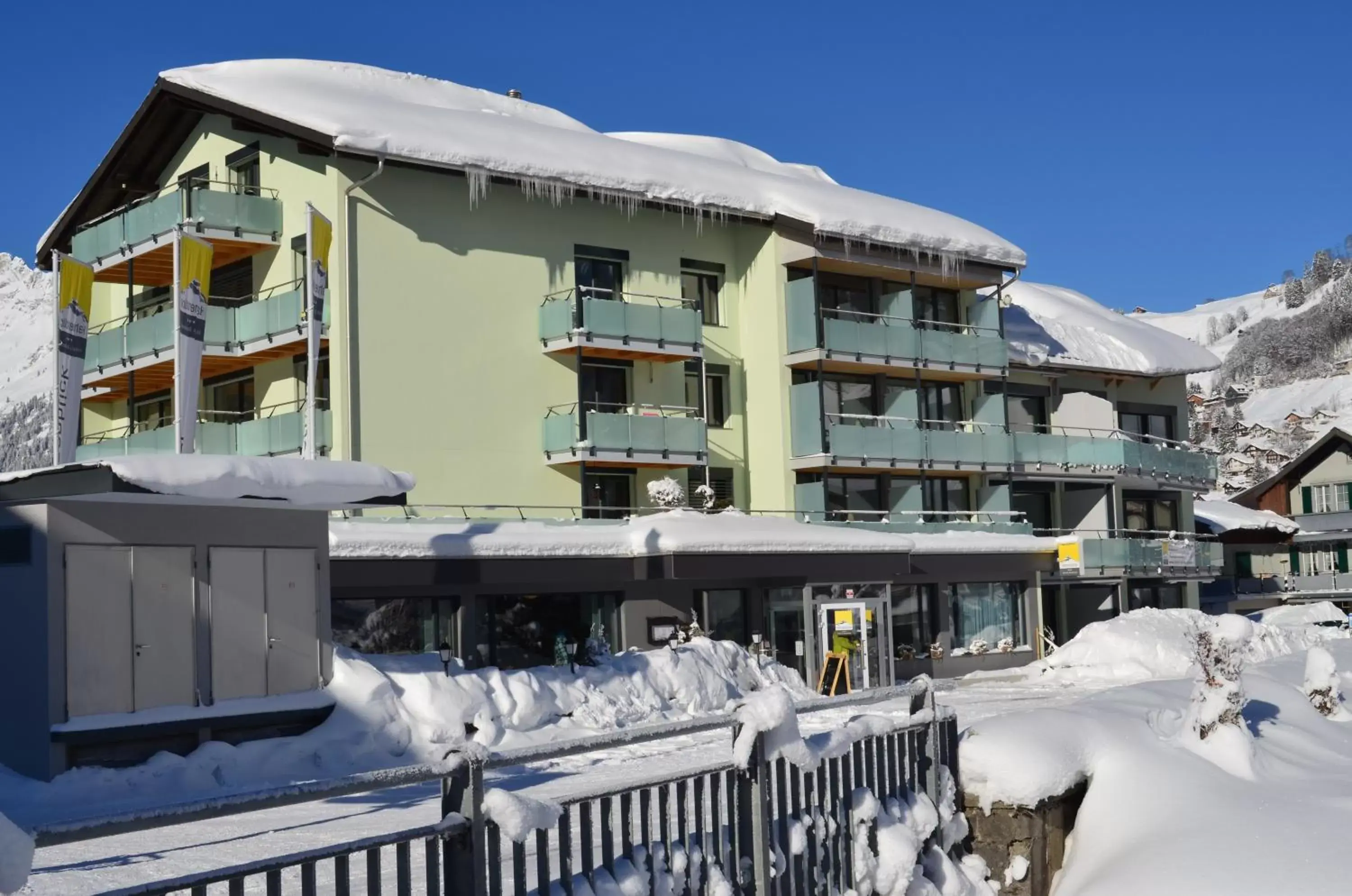 Facade/entrance, Winter in Hotel Hahnenblick