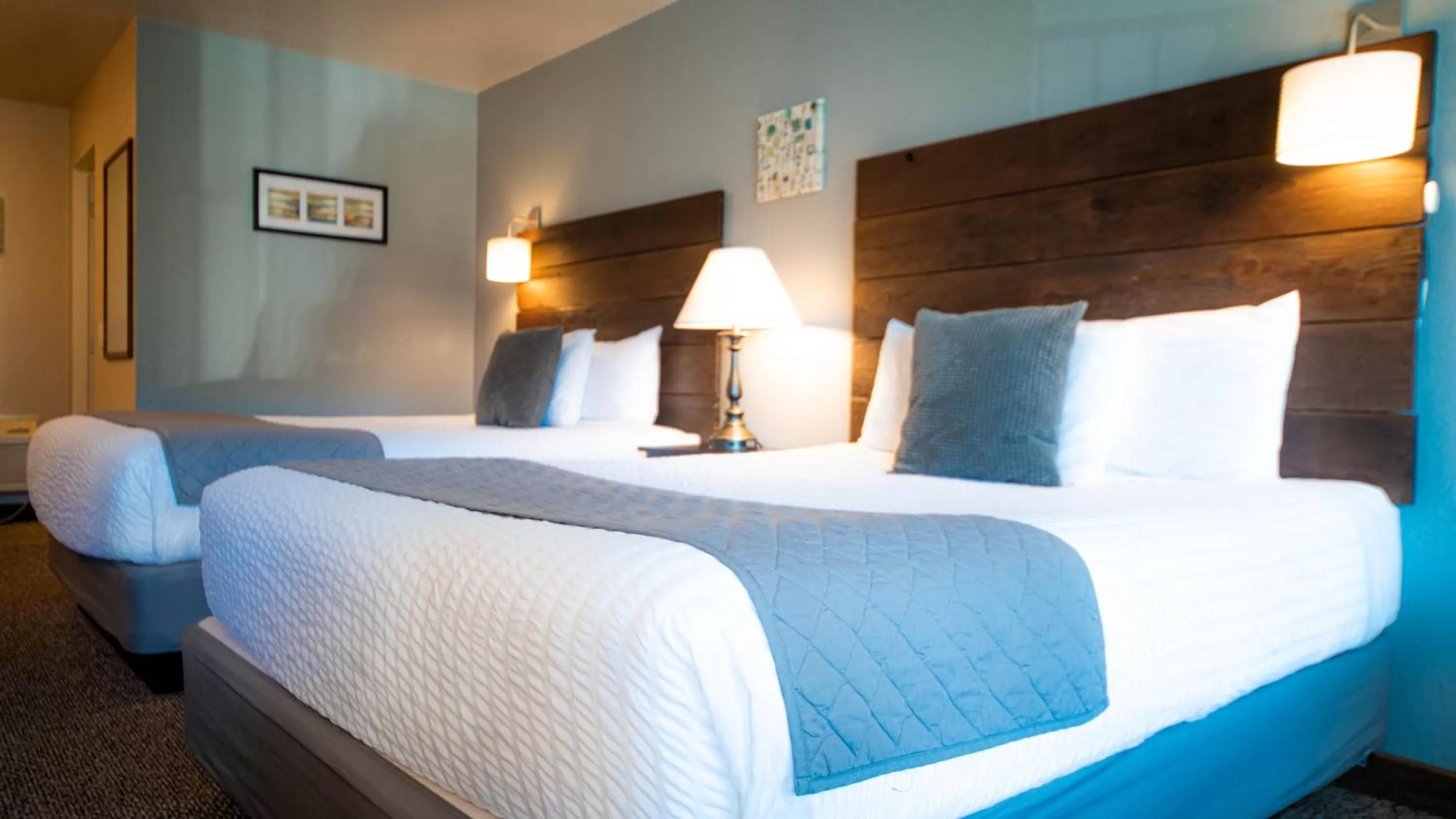 Bed in Mountain View Lodge