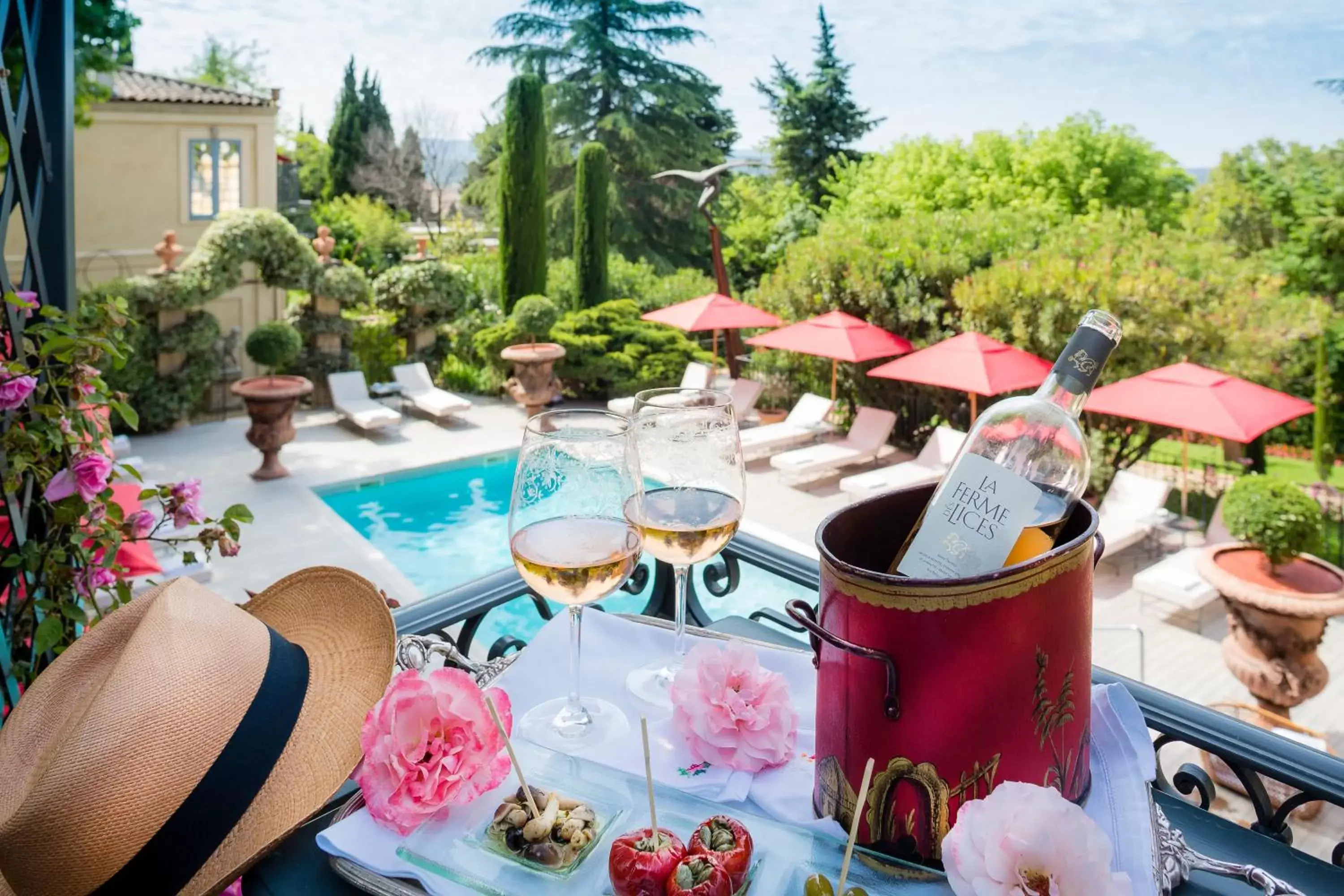 Pool View in Villa Gallici Hôtel & Spa