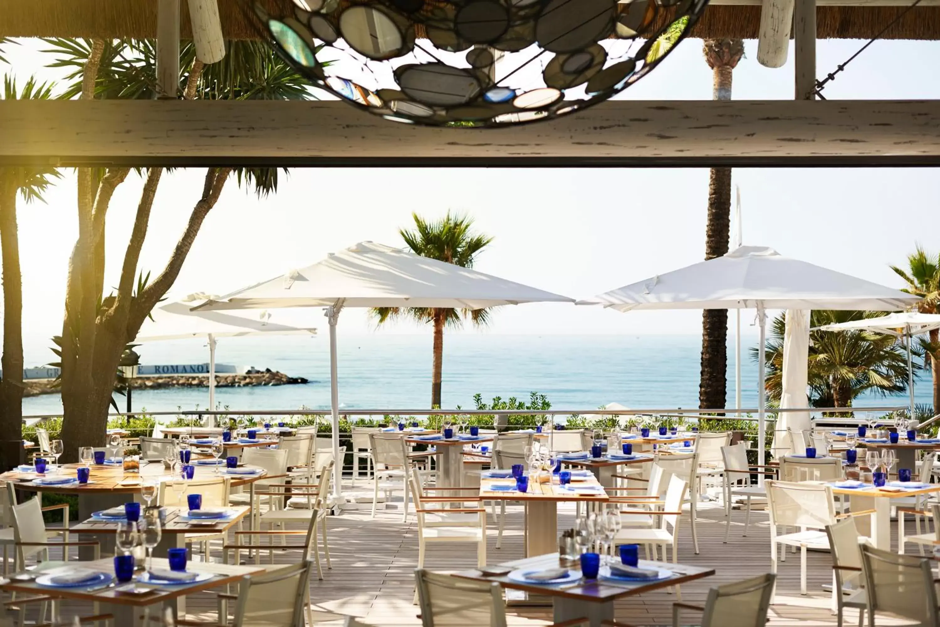 Restaurant/Places to Eat in Puente Romano Beach Resort