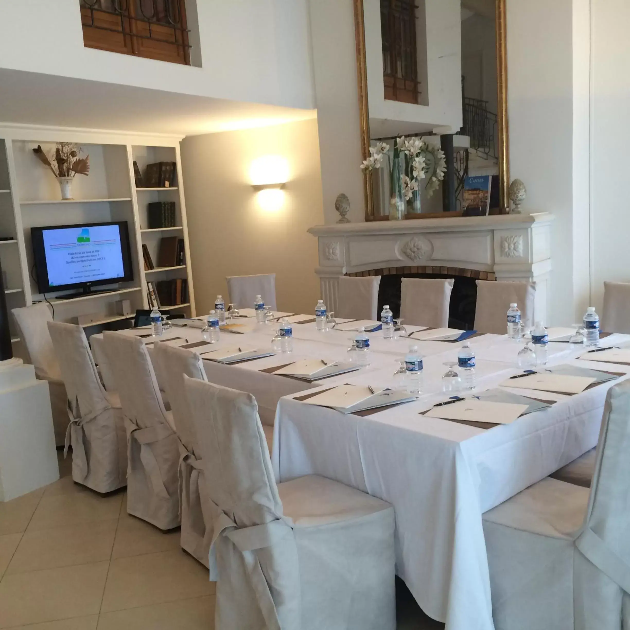 Meeting/conference room, Banquet Facilities in Villa d'Estelle