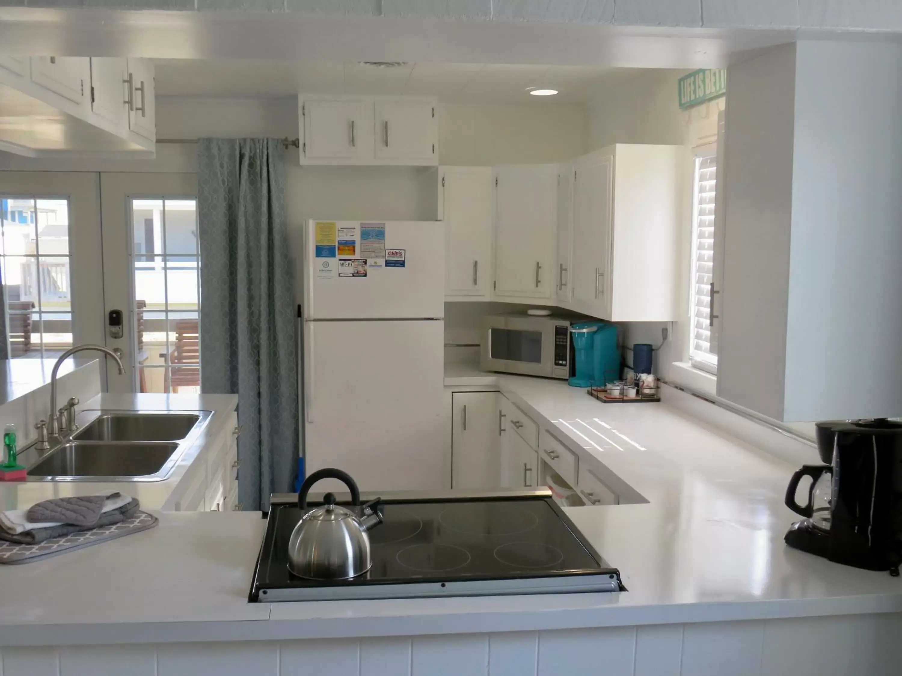 Kitchen/Kitchenette in Saltaire Cottages