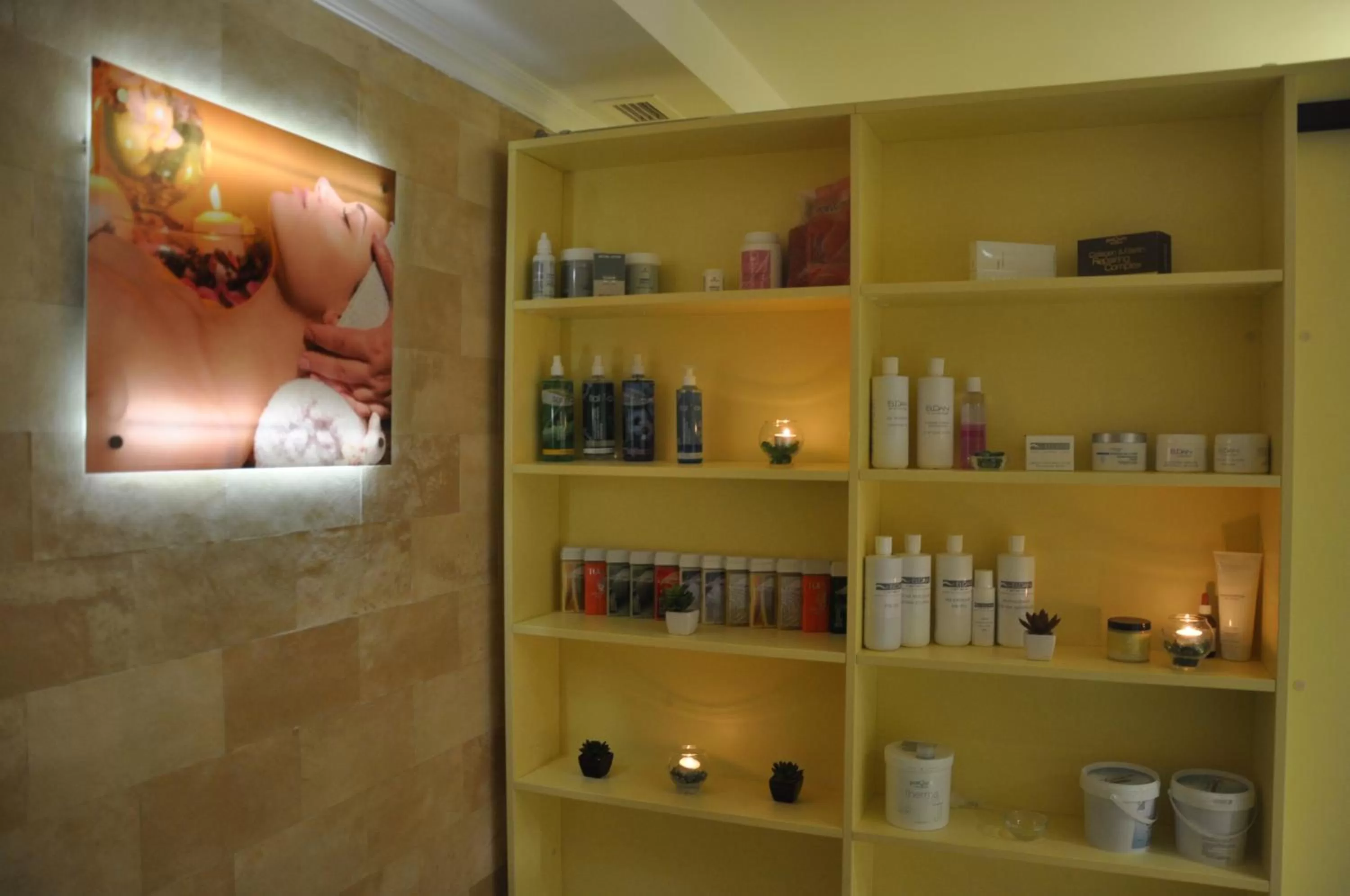 Hot Tub in Hotel Villa Natali