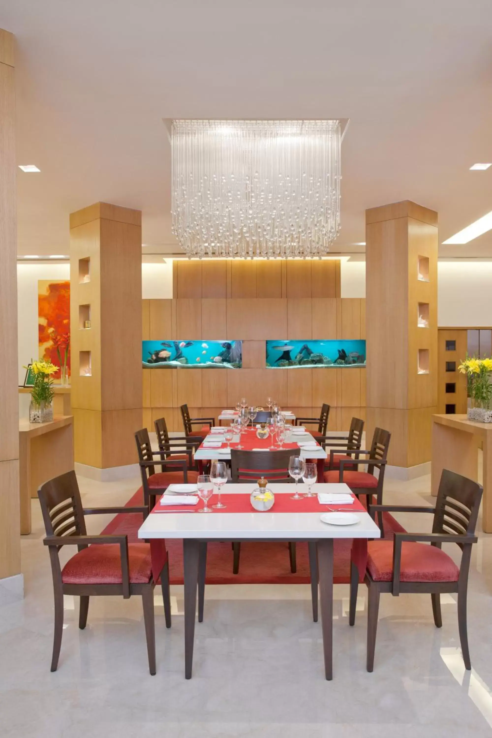 Restaurant/places to eat in Trident Chennai
