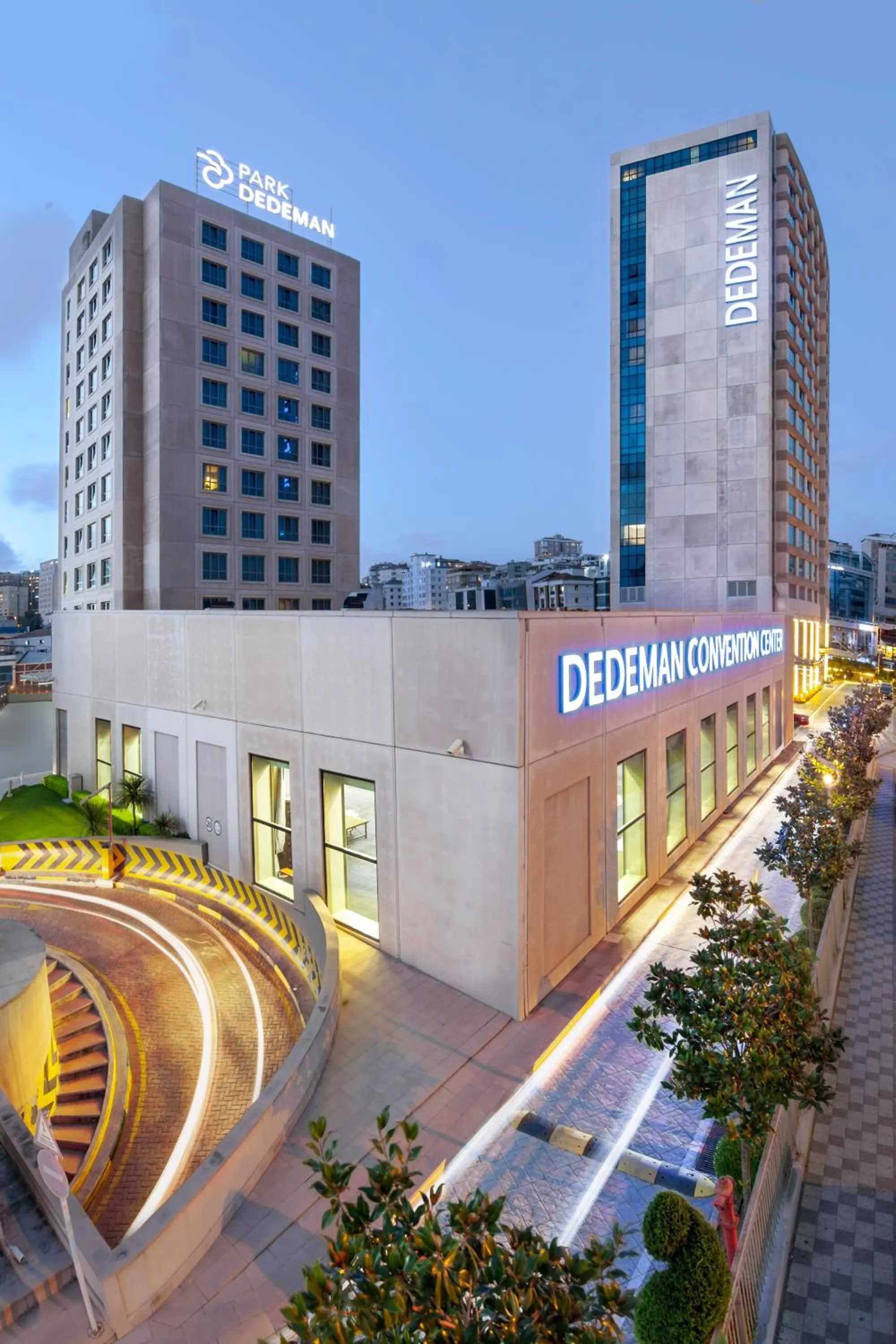 Property building in Dedeman Bostanci Istanbul Hotel & Convention Center