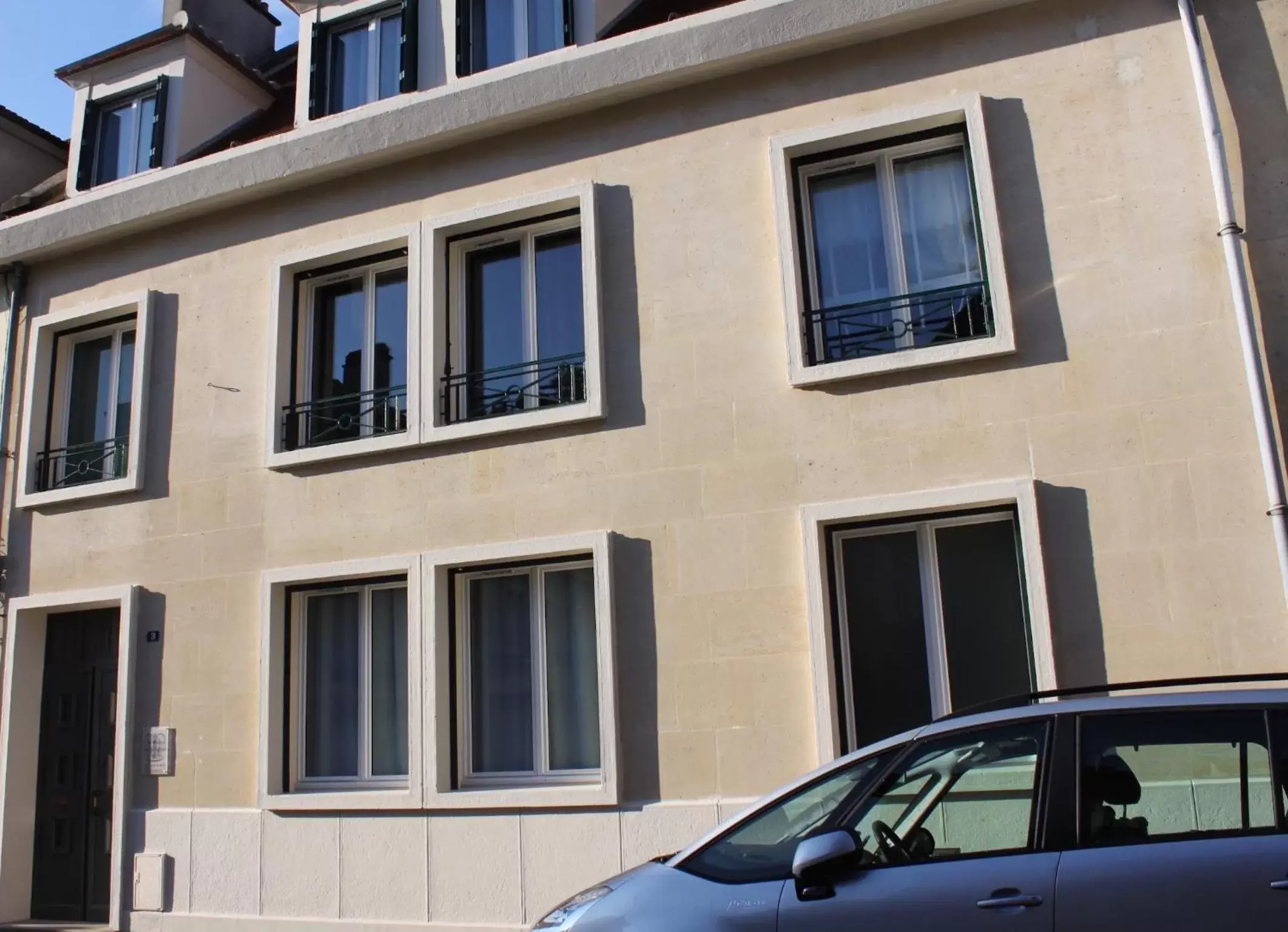 Facade/entrance, Property Building in Au Coeur De Beauvais