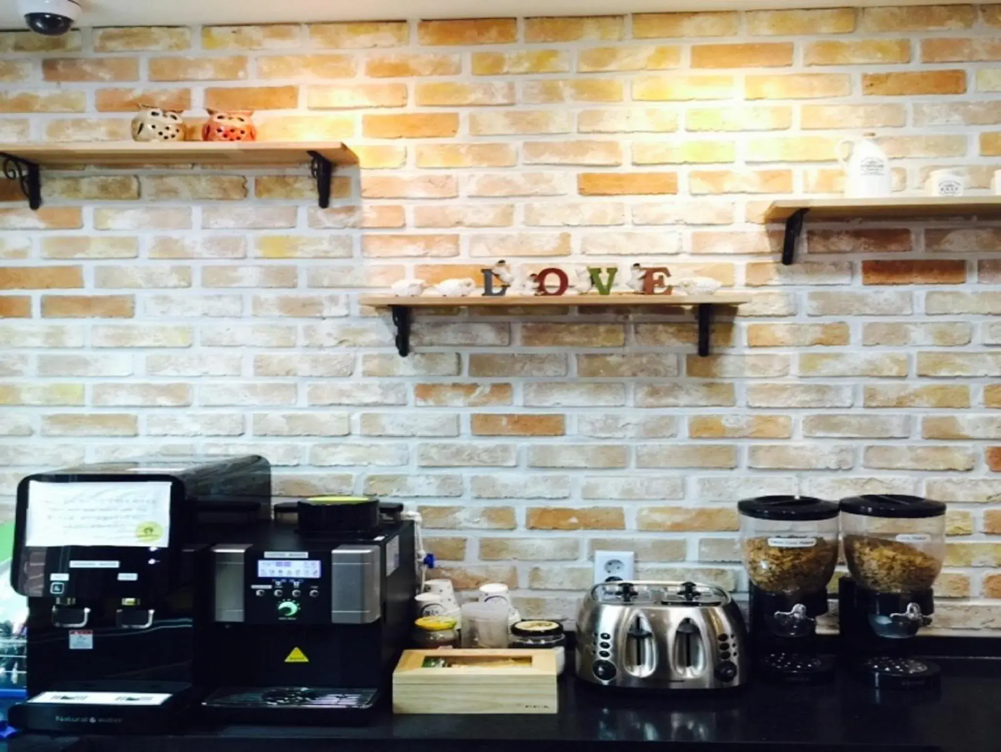 Coffee/tea facilities in 24 Guesthouse Myeongdong Avenue