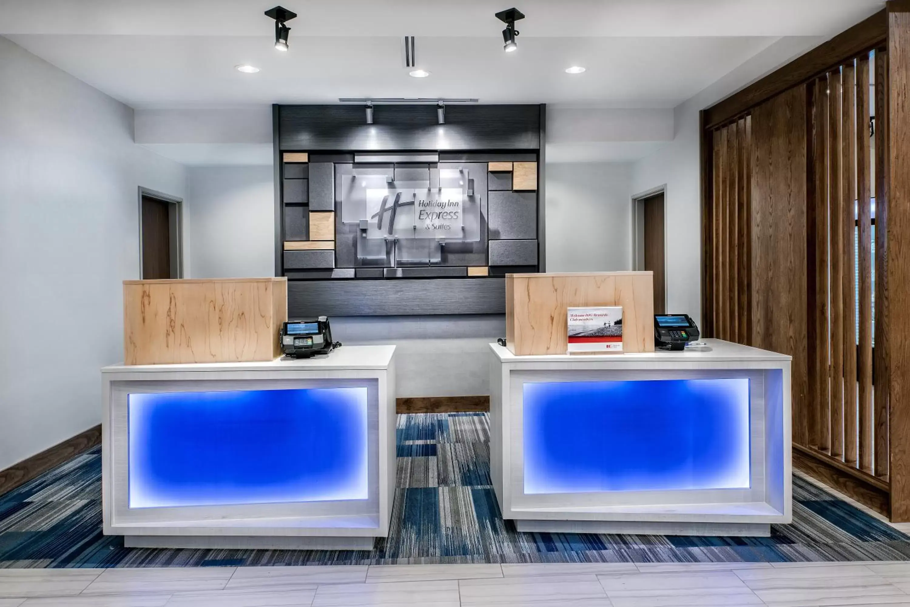 Property building, Lobby/Reception in Holiday Inn Express & Suites Round Rock Austin North, an IHG Hotel