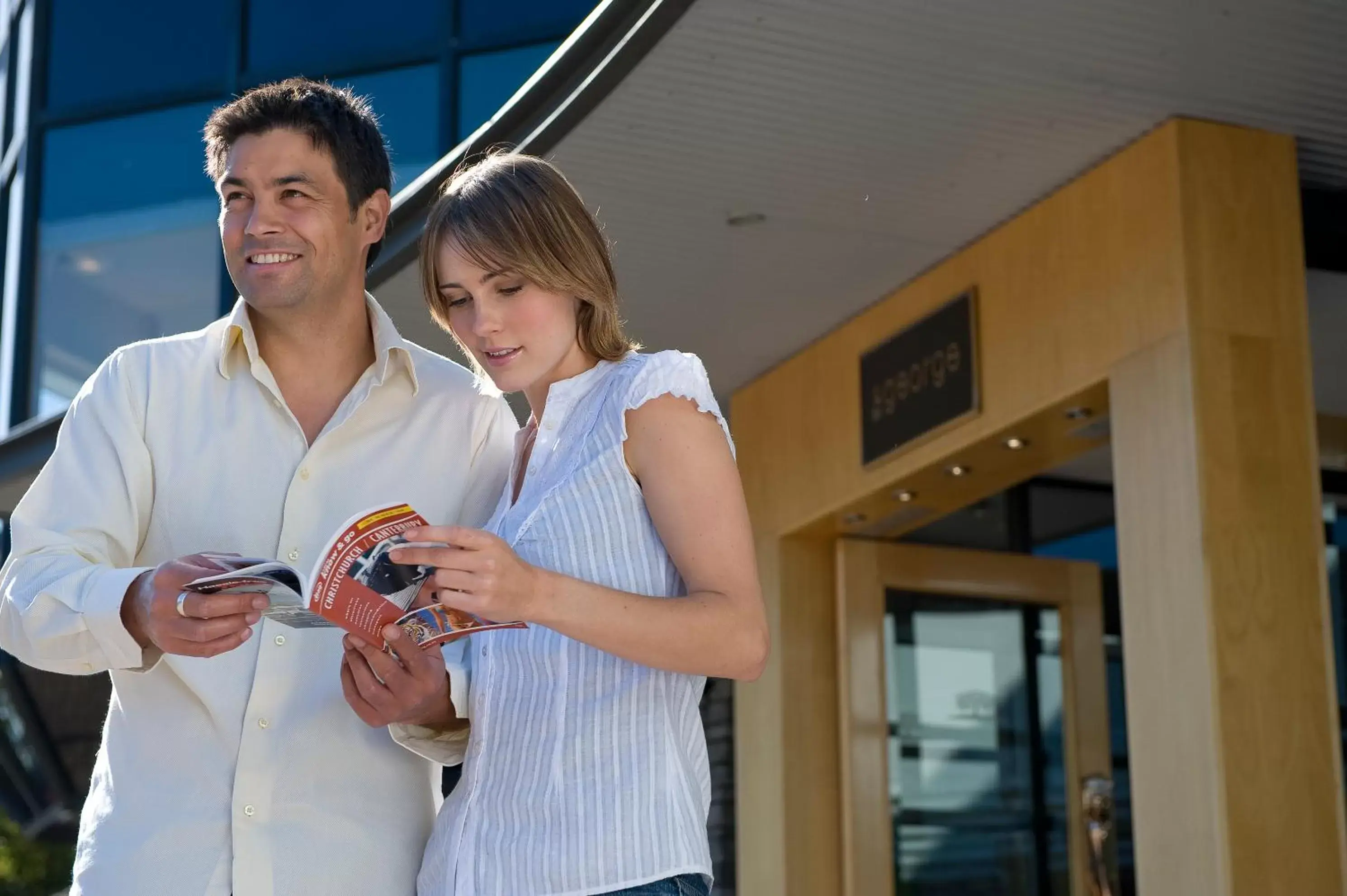 Facade/entrance in The George Facade/entrance in The George