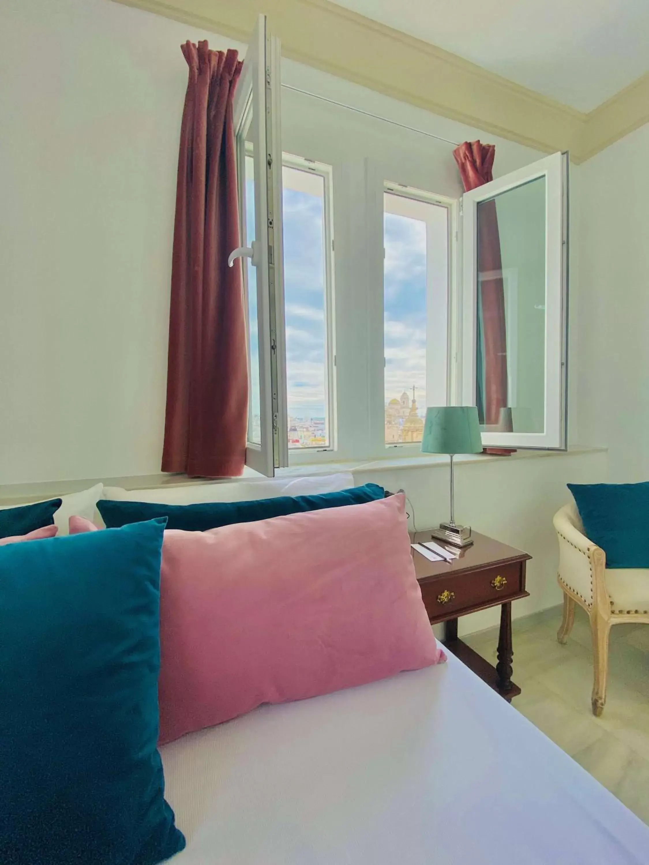 Bedroom, Seating Area in Hotel Las Cortes De Cádiz