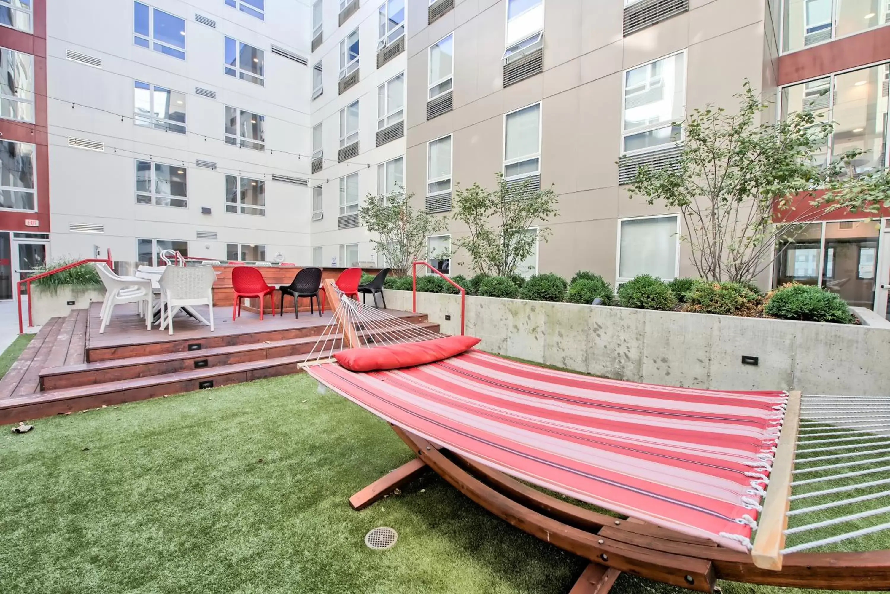 Inner courtyard view in The Urban