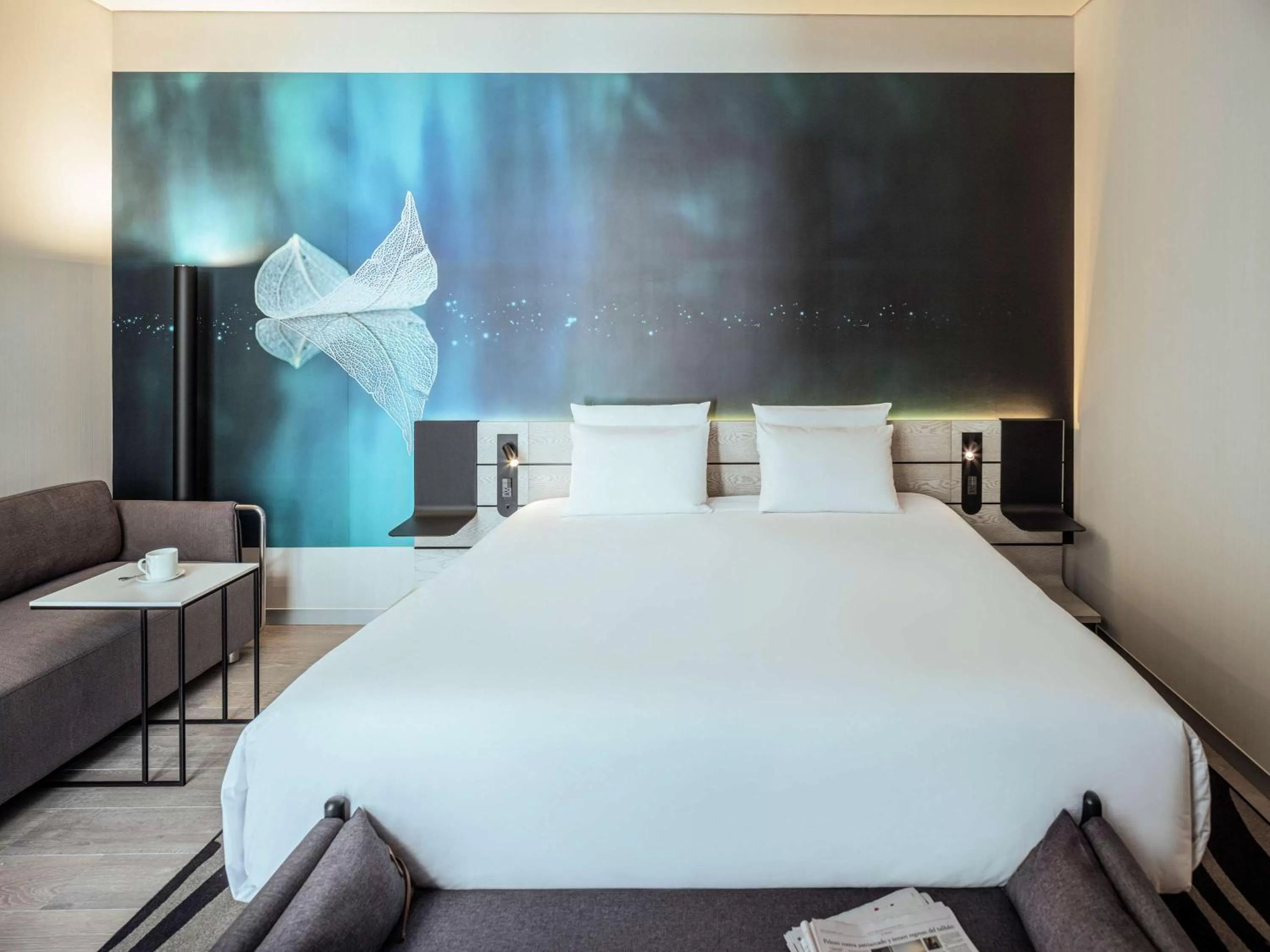 Photo of the whole room, Bed in Novotel Mexico City Toreo