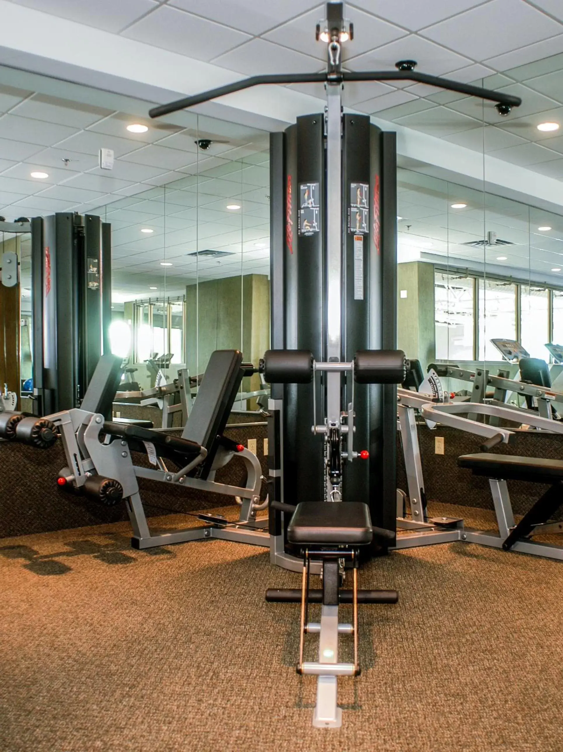 Fitness centre/facilities in Deerfoot Inn and Casino Fitness centre/facilities in Deerfoot Inn and Casino