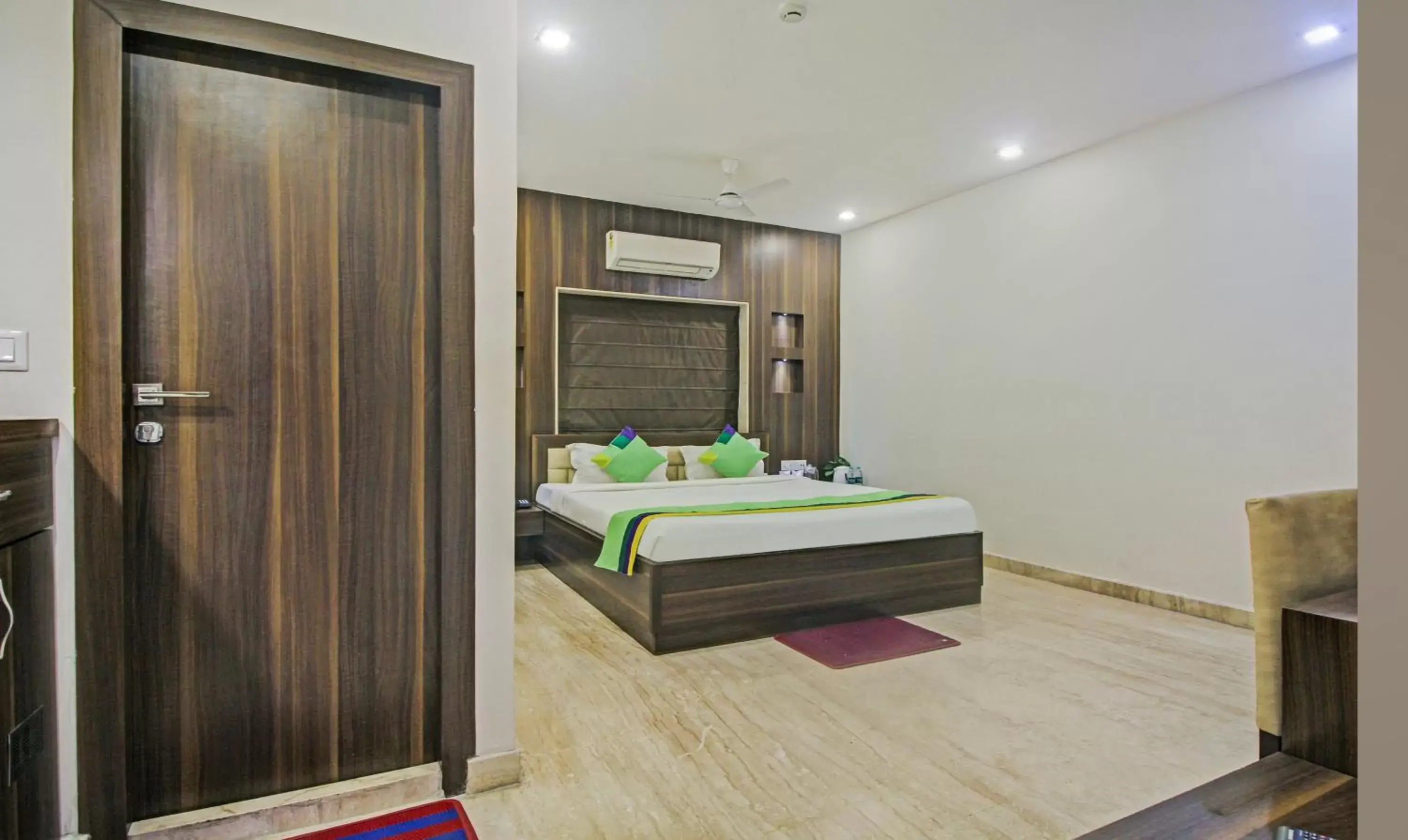 Bedroom, Bed in Treebo Sreema Saltlake Near City Centre Mall Bedroom, Bed in Treebo Sreema Saltlake Near City Centre Mall