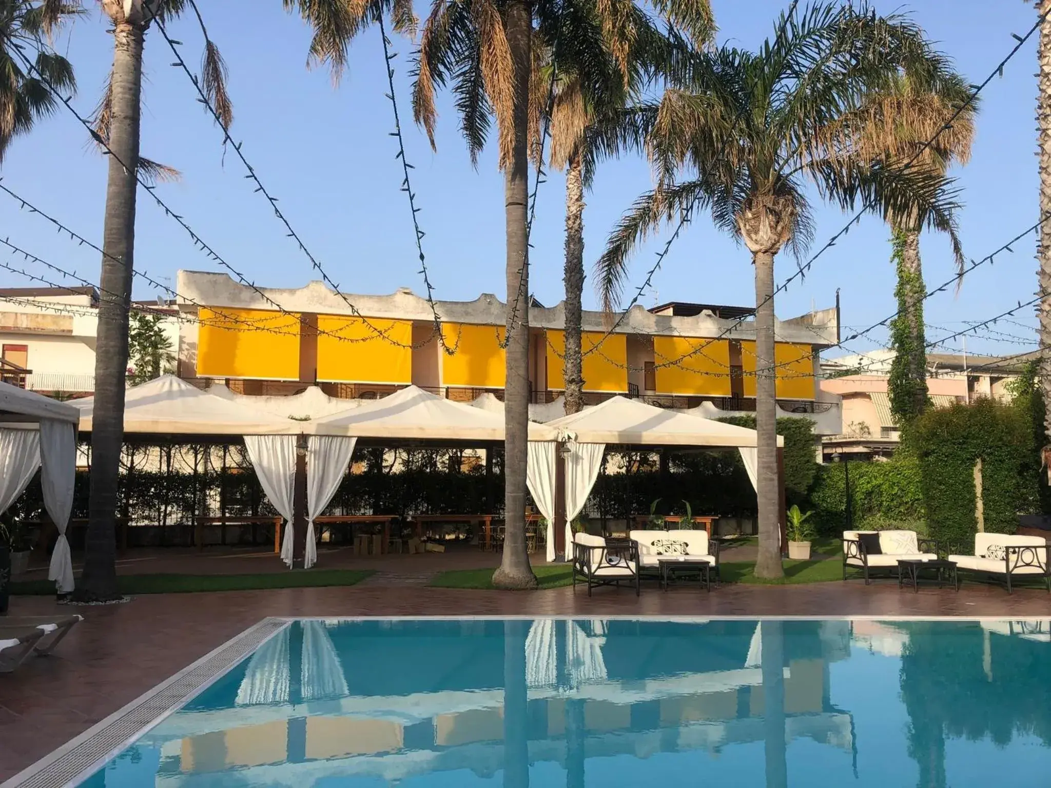 Swimming Pool in Hotel Redebora