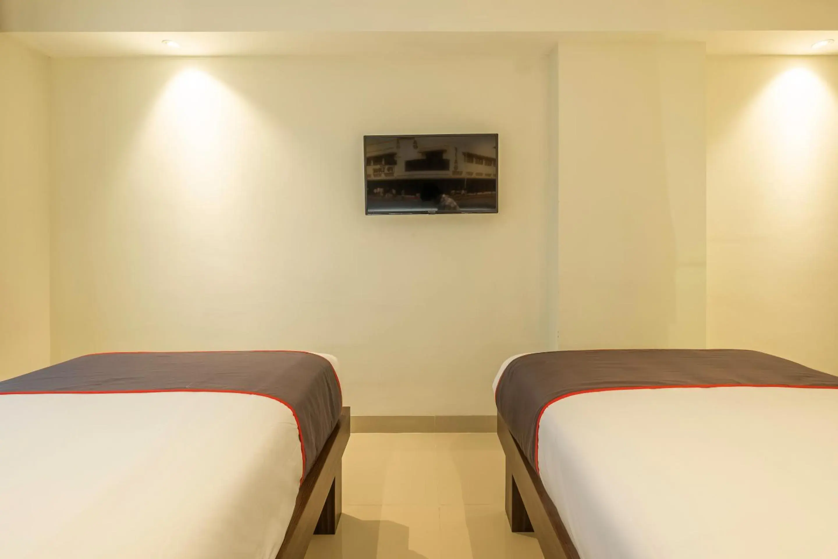 Bedroom, Bed in Collection O 22 Hotel Pasar Baru Heritage