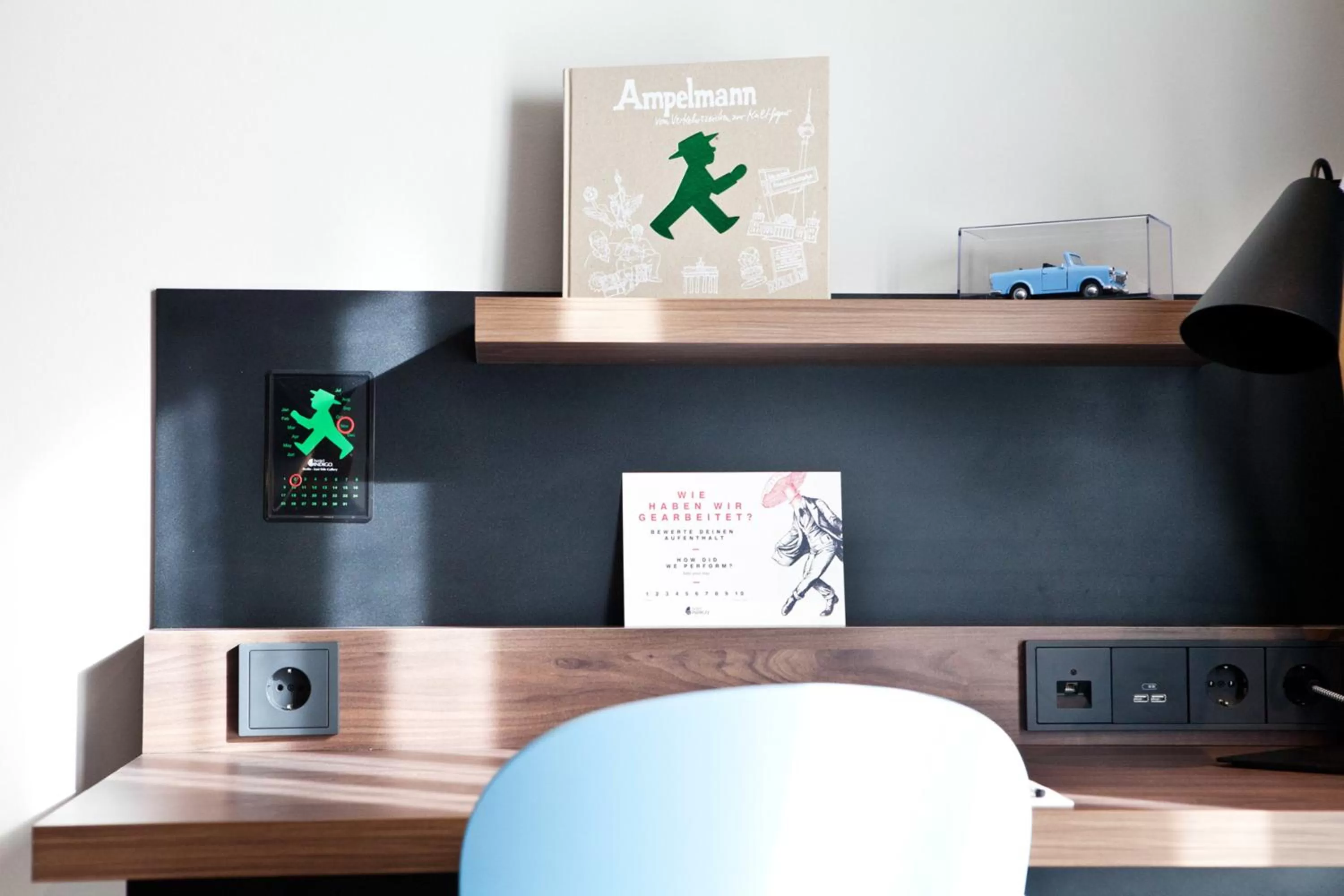 Photo of the whole room in Hotel Indigo Berlin - East Side Gallery