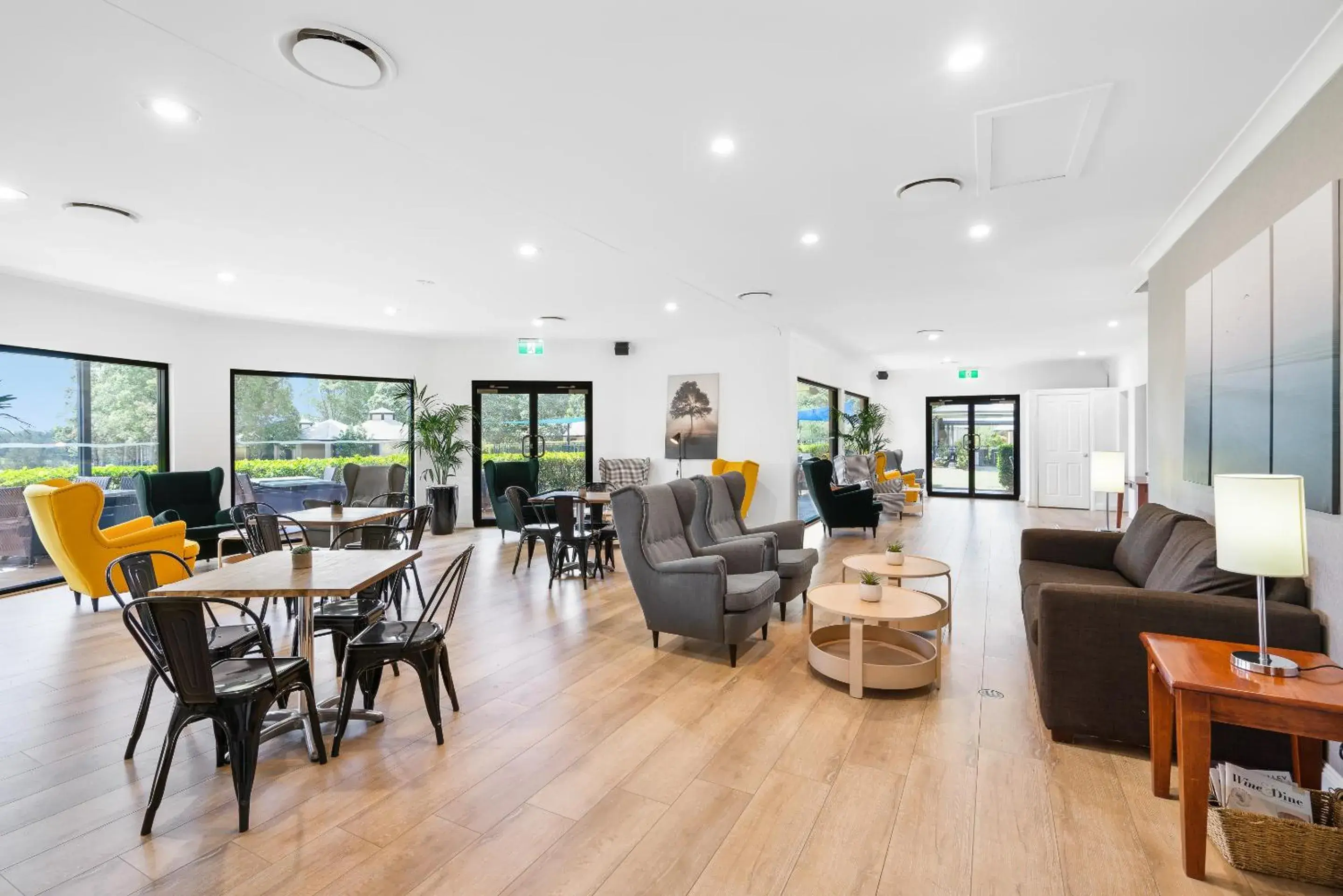 Property building, Restaurant/Places to Eat in Leisure Inn Pokolbin Hill