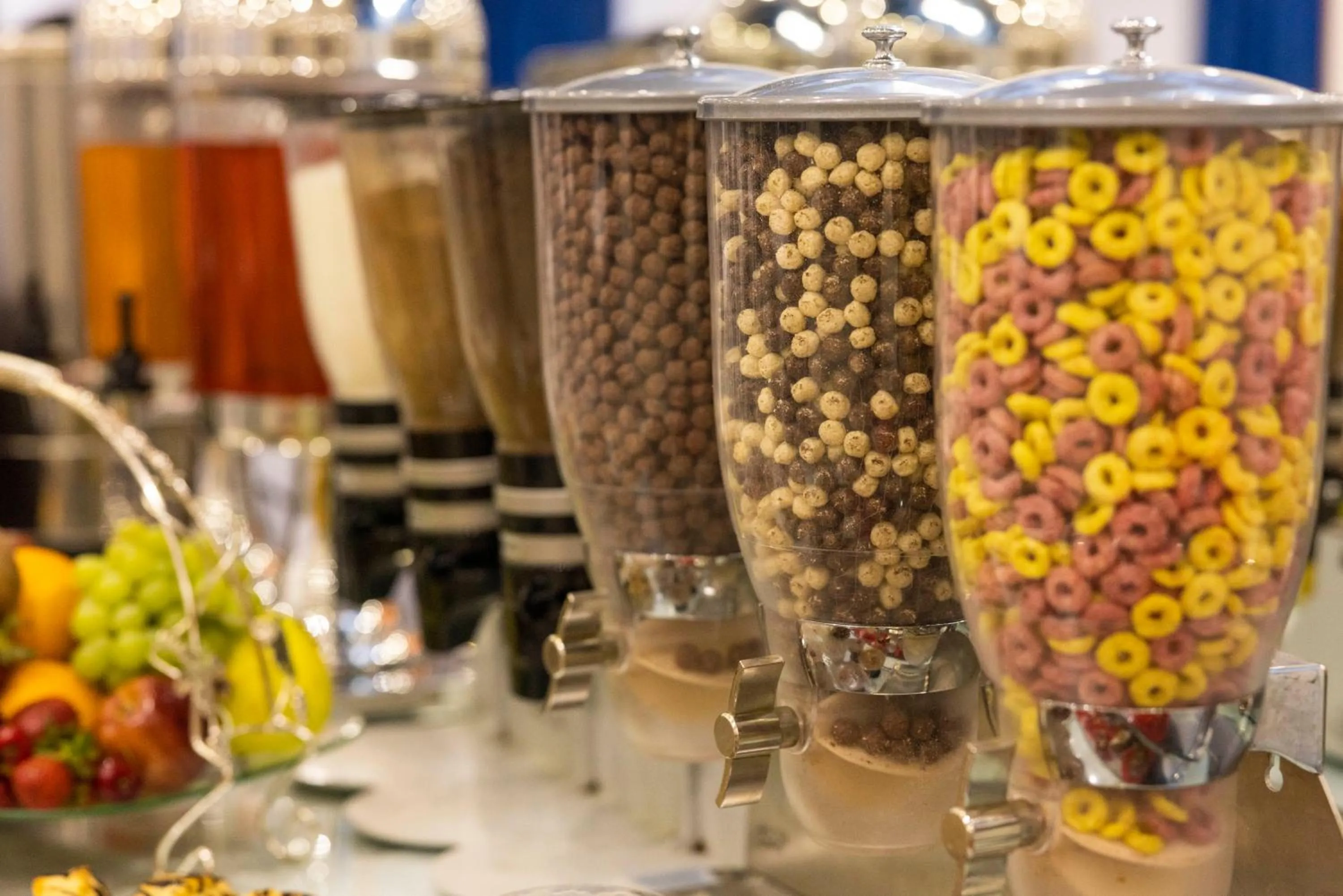 Buffet breakfast in Hotel Grand Palace