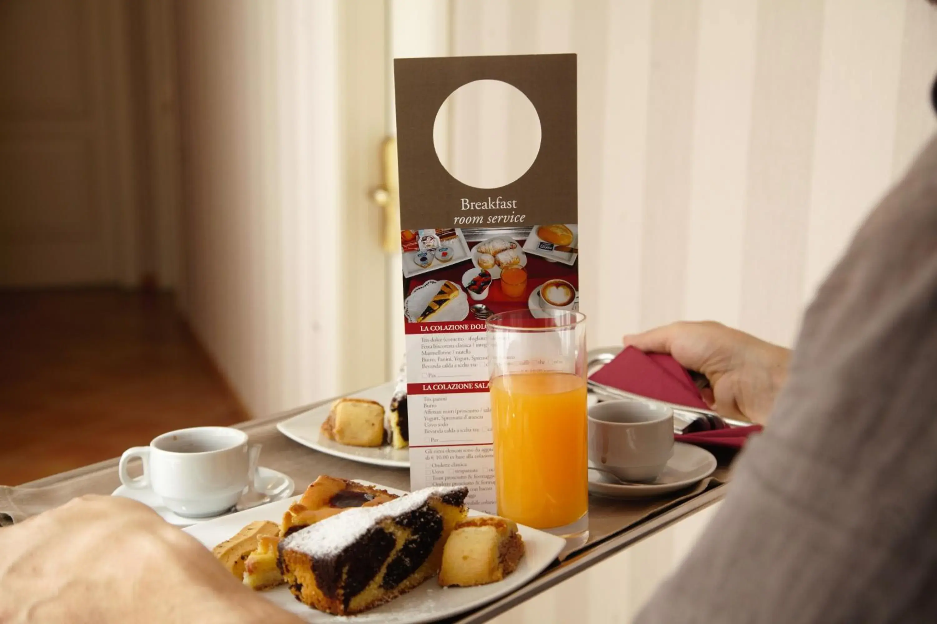 Meals, Breakfast in Hotel Nuvò