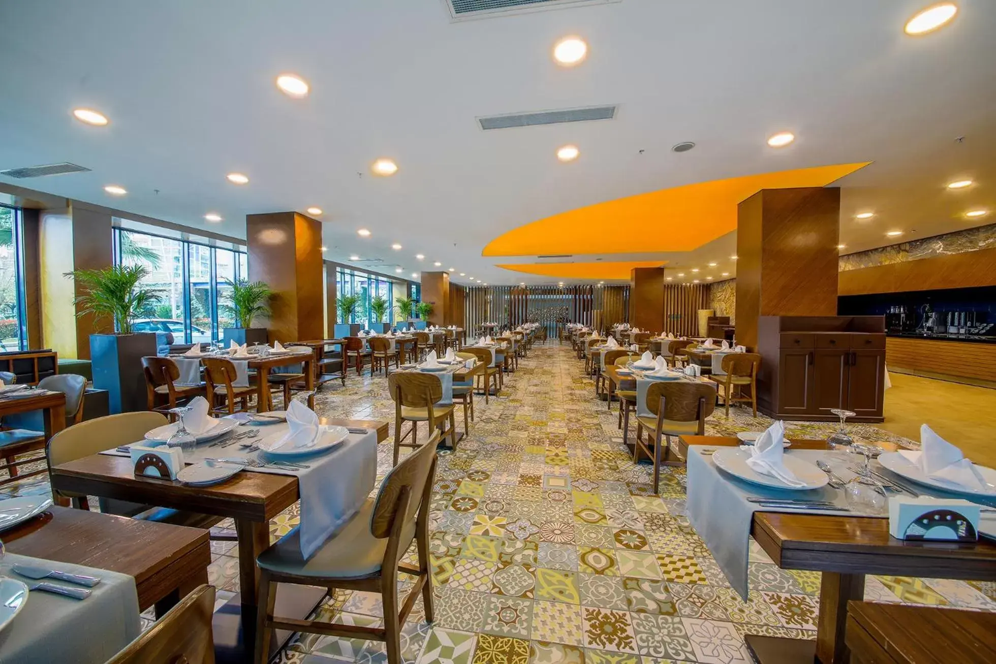 Restaurant/places to eat in Ramada Plaza by Wyndham Samsun Restaurant/places to eat in Ramada Plaza by Wyndham Samsun