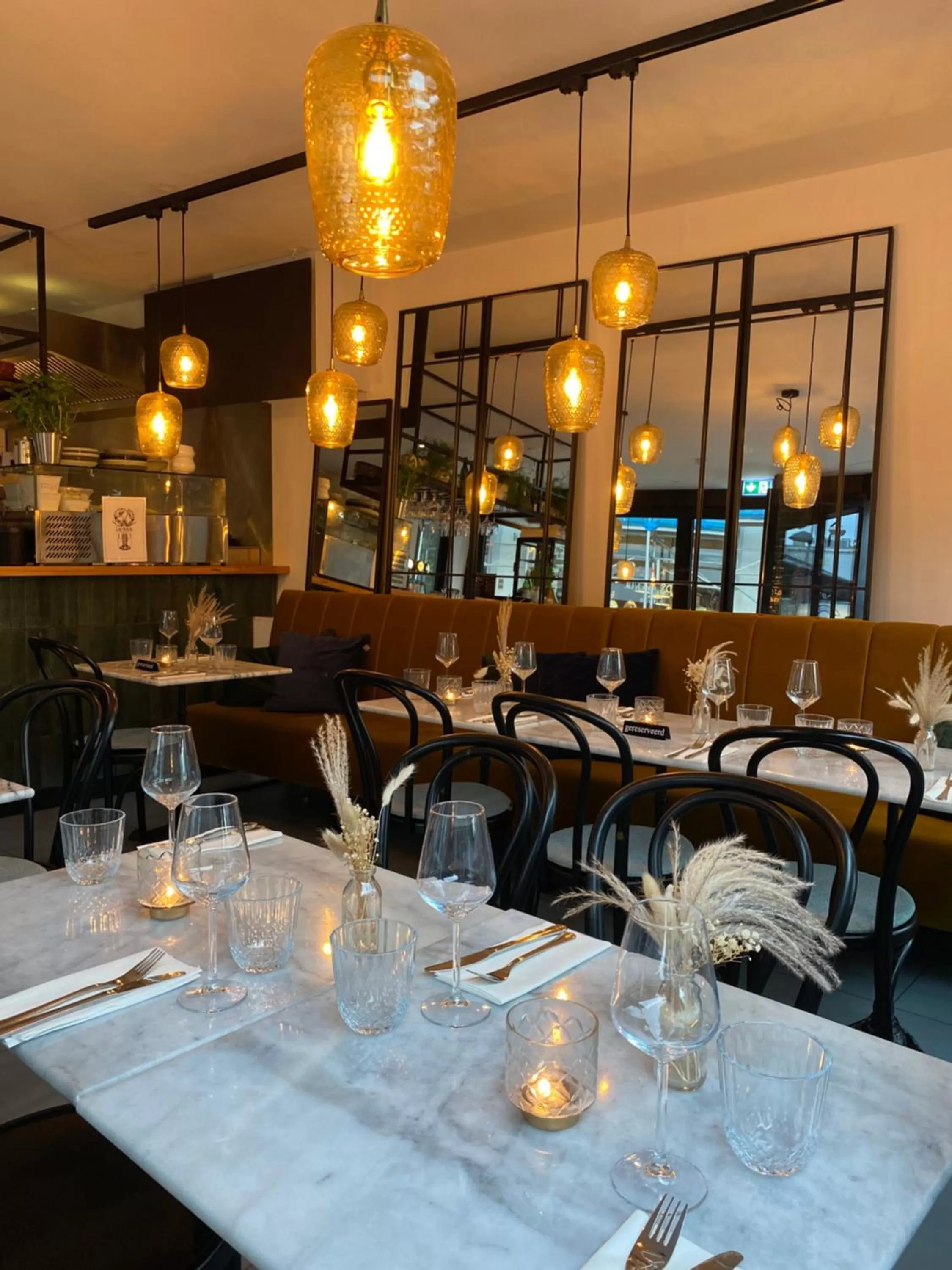 Lounge or bar, Restaurant/Places to Eat in Boutique Hotel LE•BAR