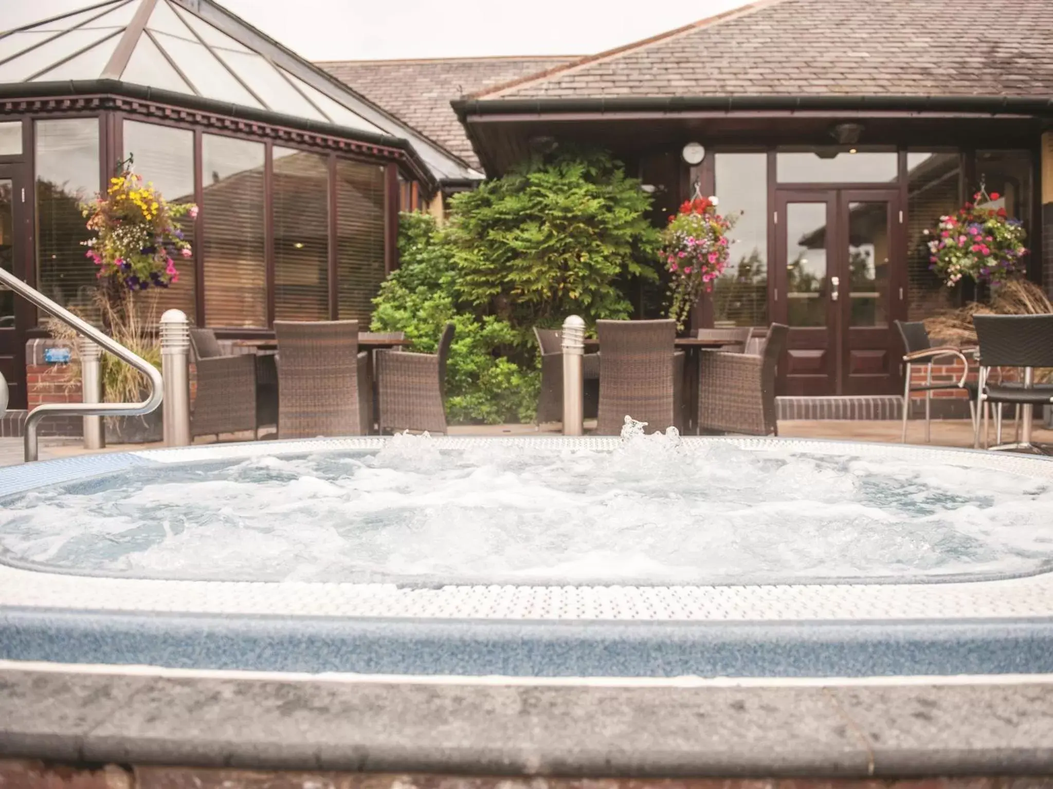 Spa and wellness centre/facilities, Swimming Pool in Cottons Hotel and Spa