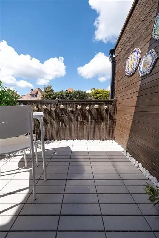 Balcony/Terrace in Mory House