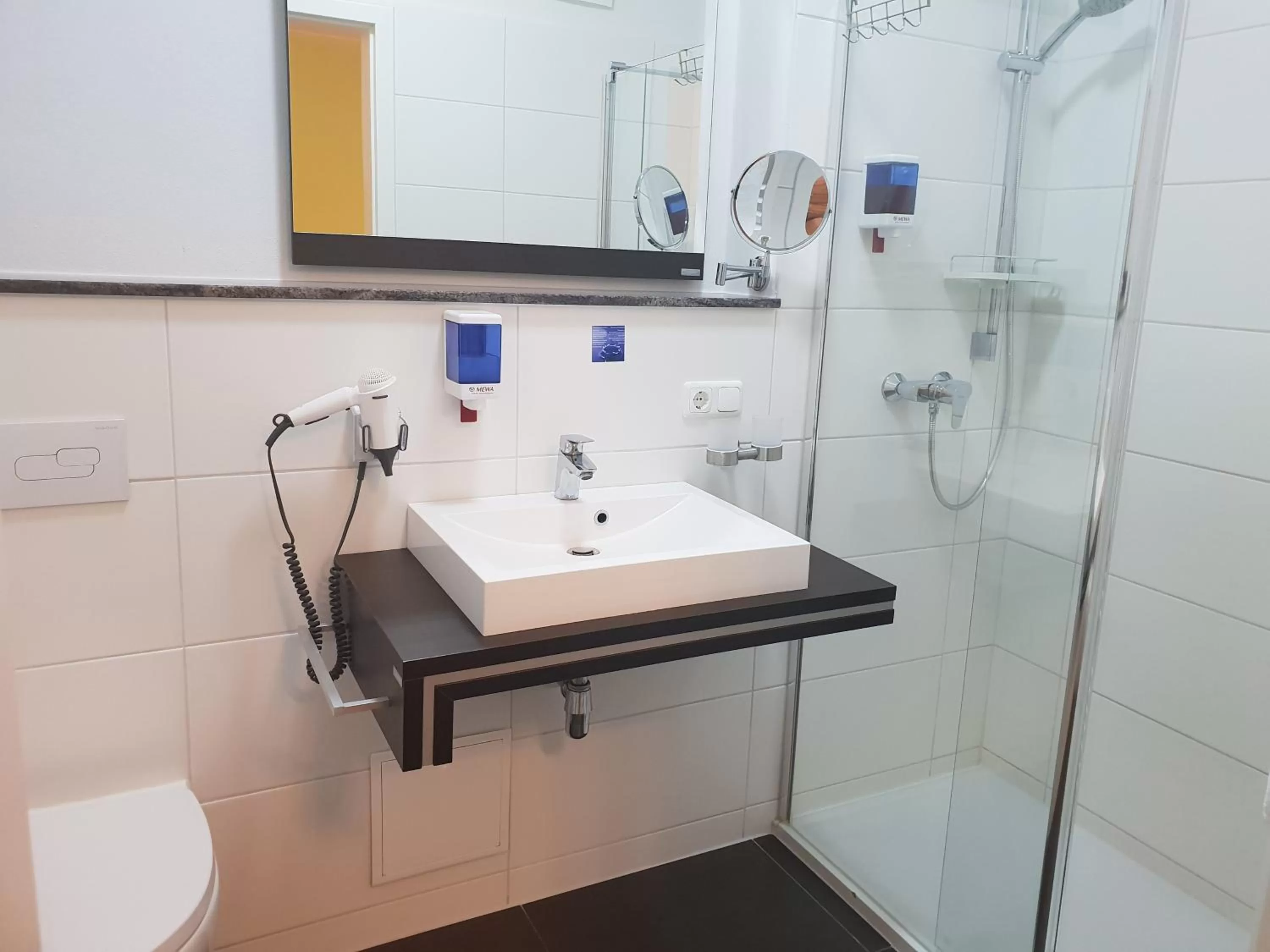 Bathroom in Neue Mühle Kleines Landhotel