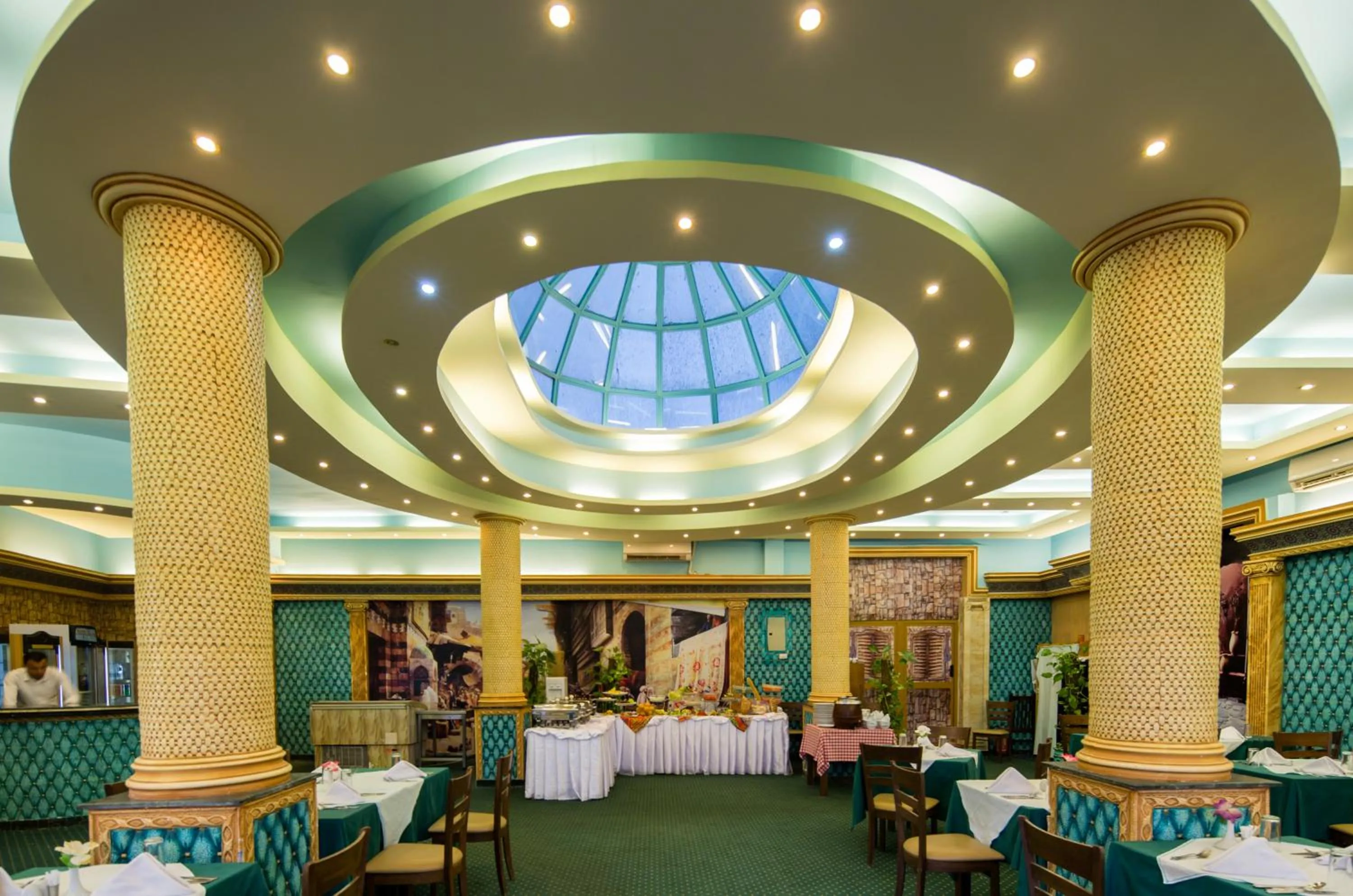 Restaurant/places to eat in Mirage Bay Resort & Aqua Park