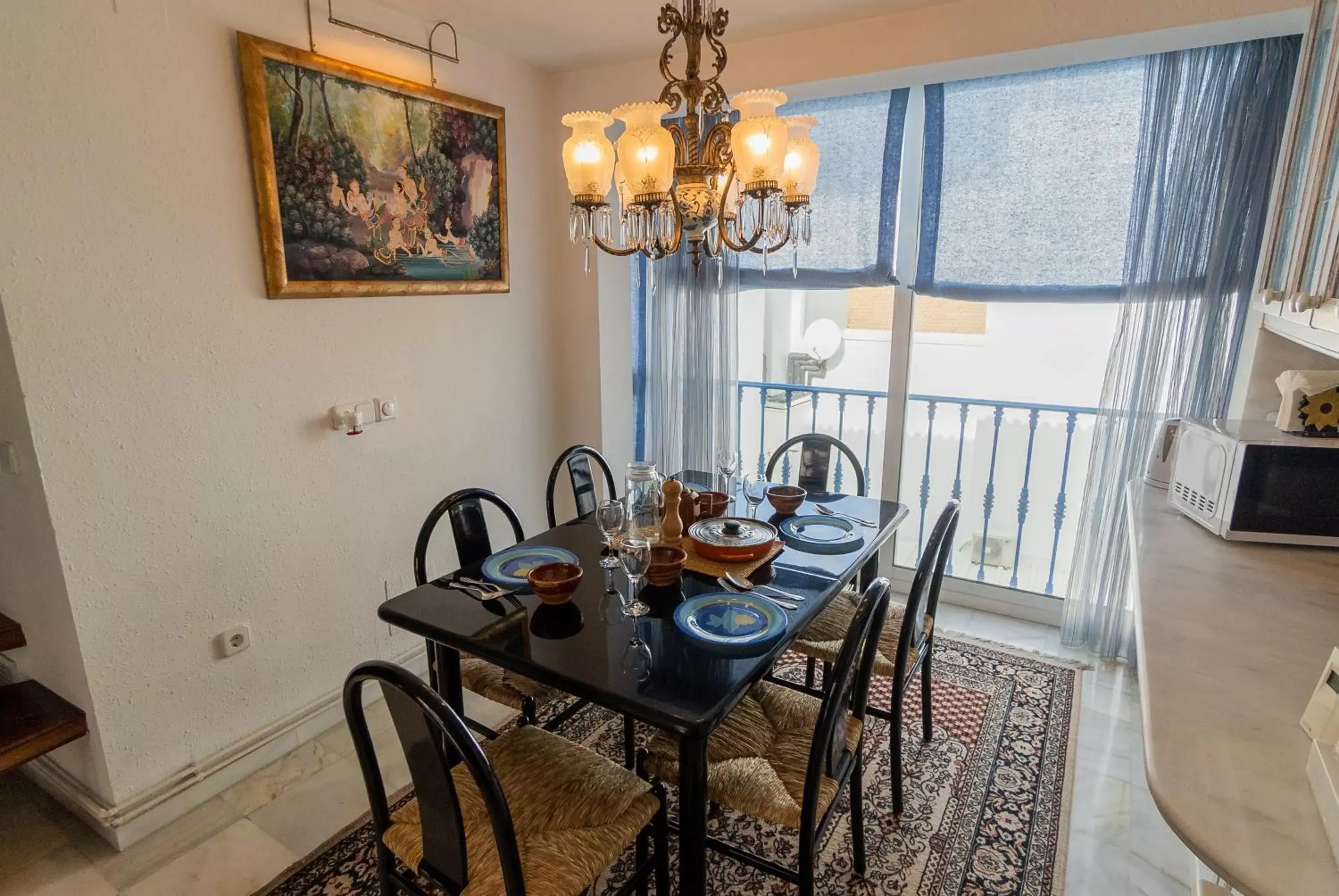 Dining Area in SUAY APARTMENTS
