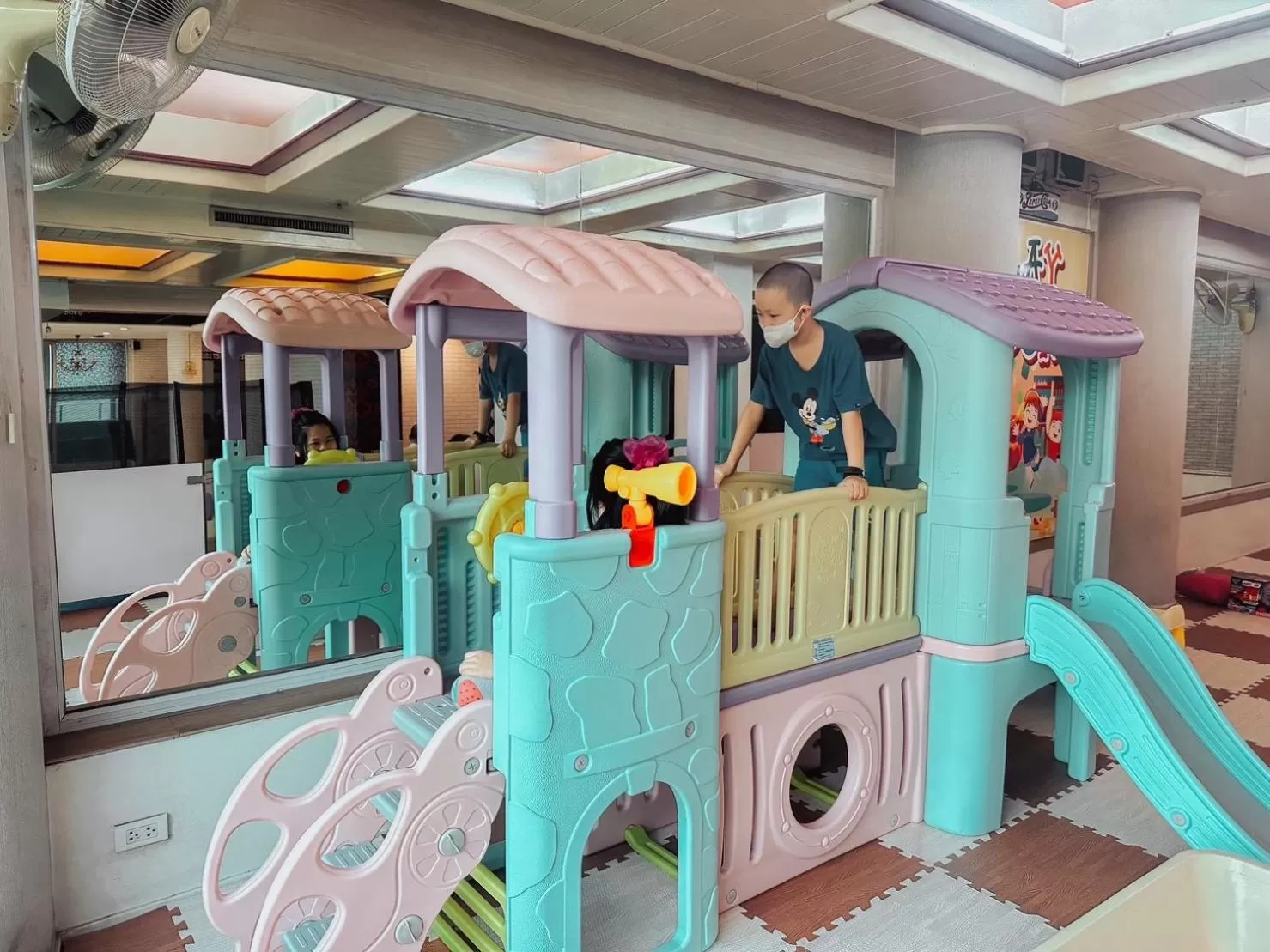 Kids's club in Hotel De Khuvieng