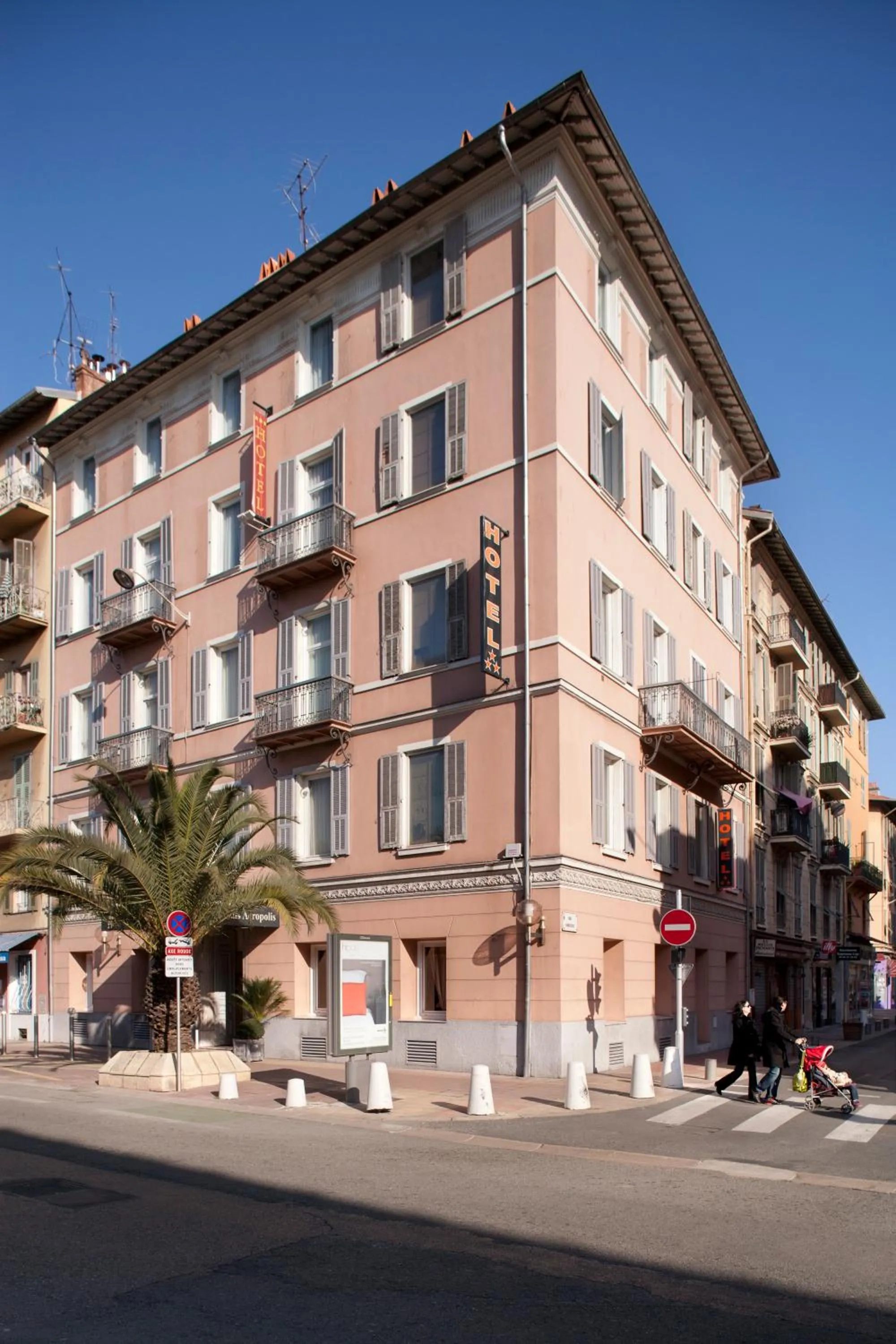 Facade/entrance in Hôtel Relais Acropolis