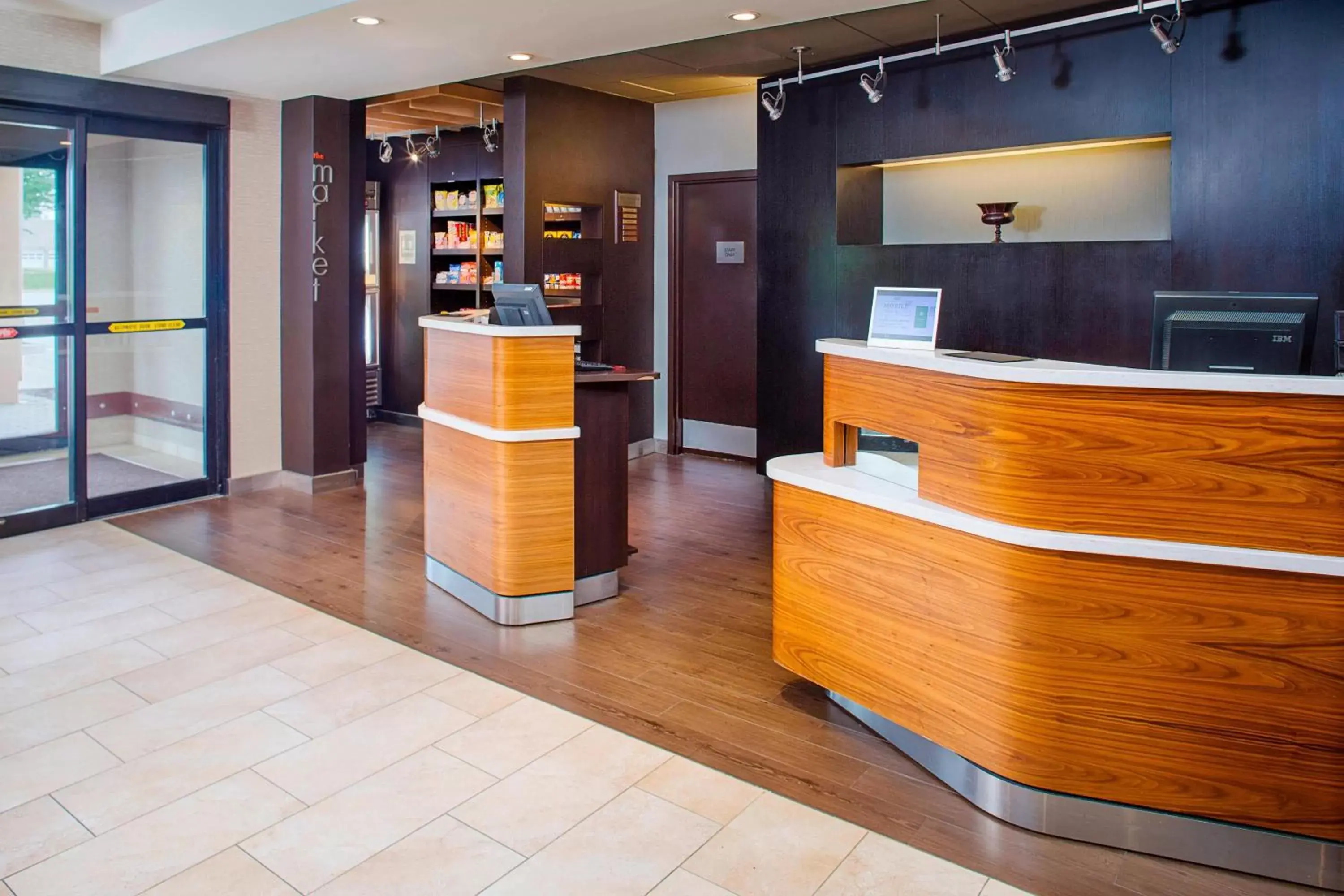 Lobby or reception, Lobby/Reception in Courtyard by Marriott Richmond Airport