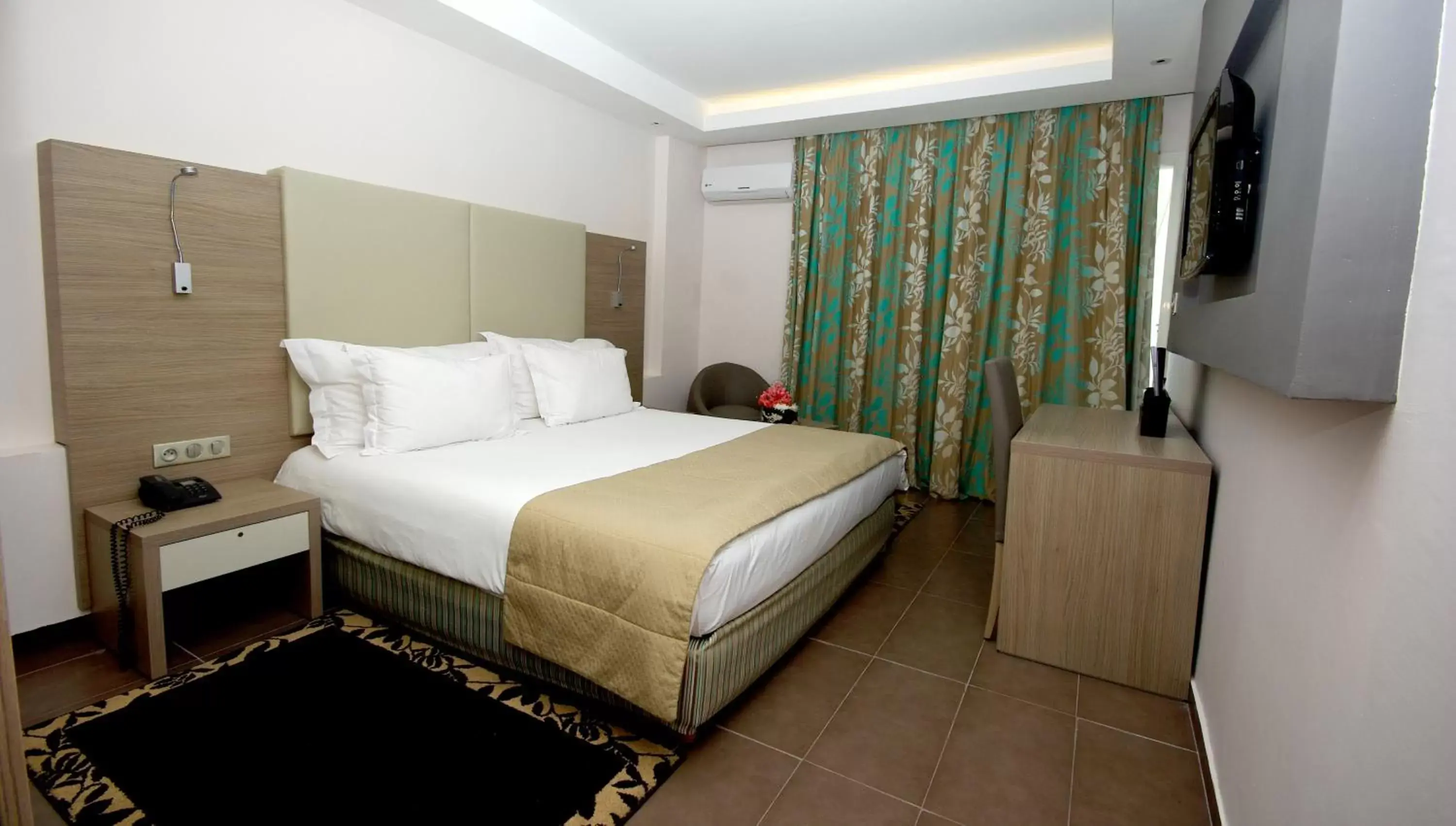 Bedroom, Bed in Atlas Amadil Beach Hotel