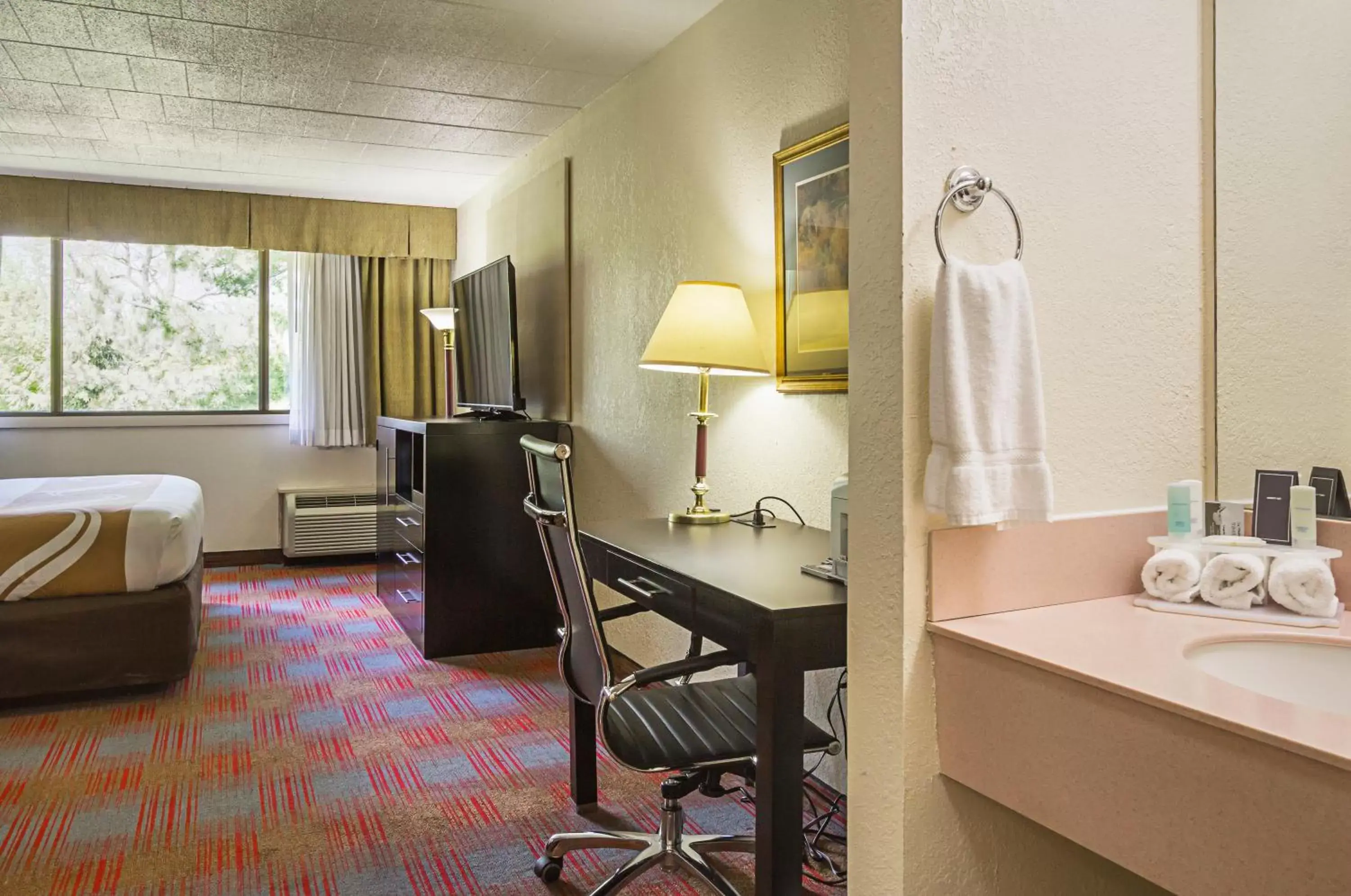 Quality Inn & Suites Altoona Pennsylvania