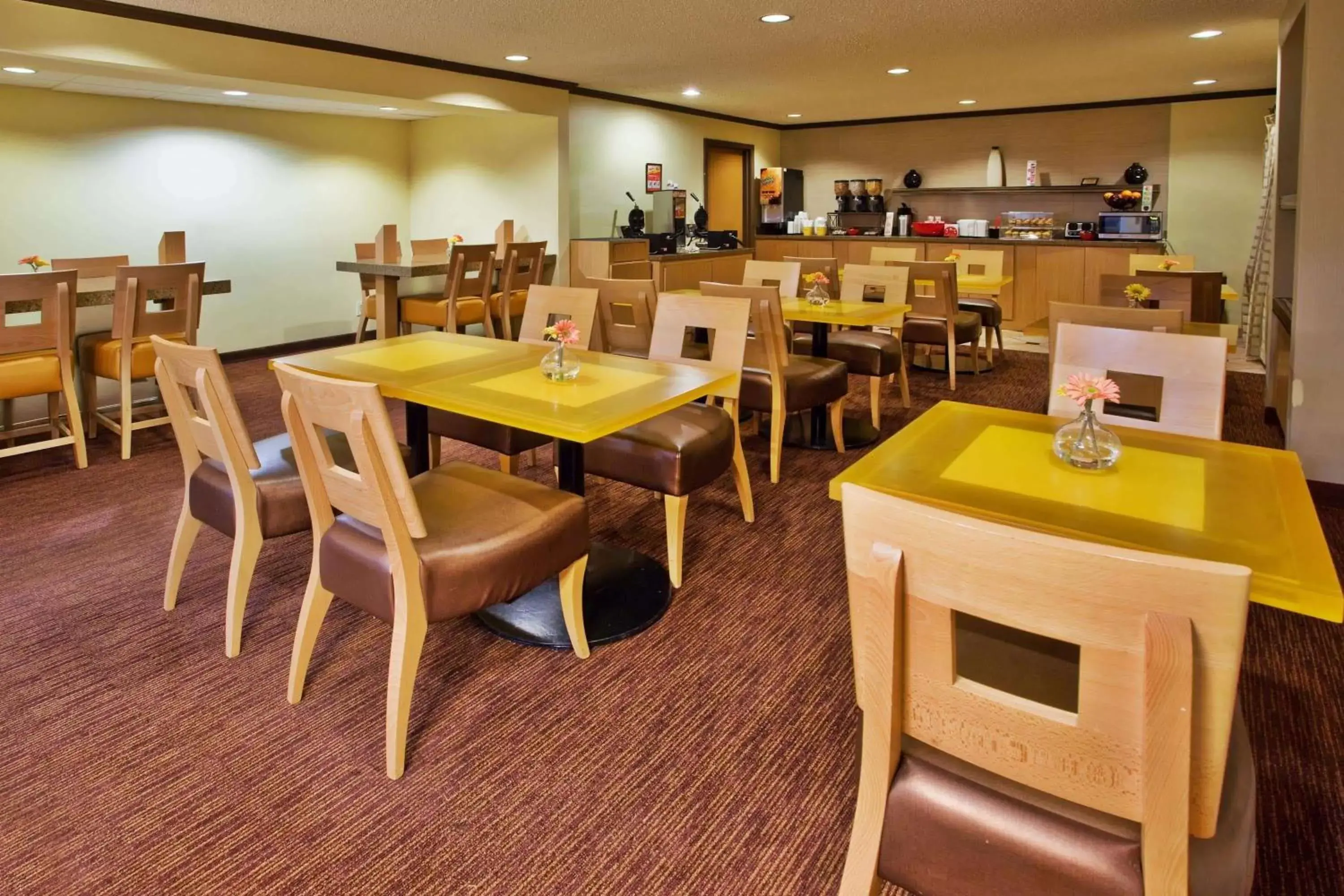 Restaurant/Places to Eat in La Quinta by Wyndham Columbus State University
