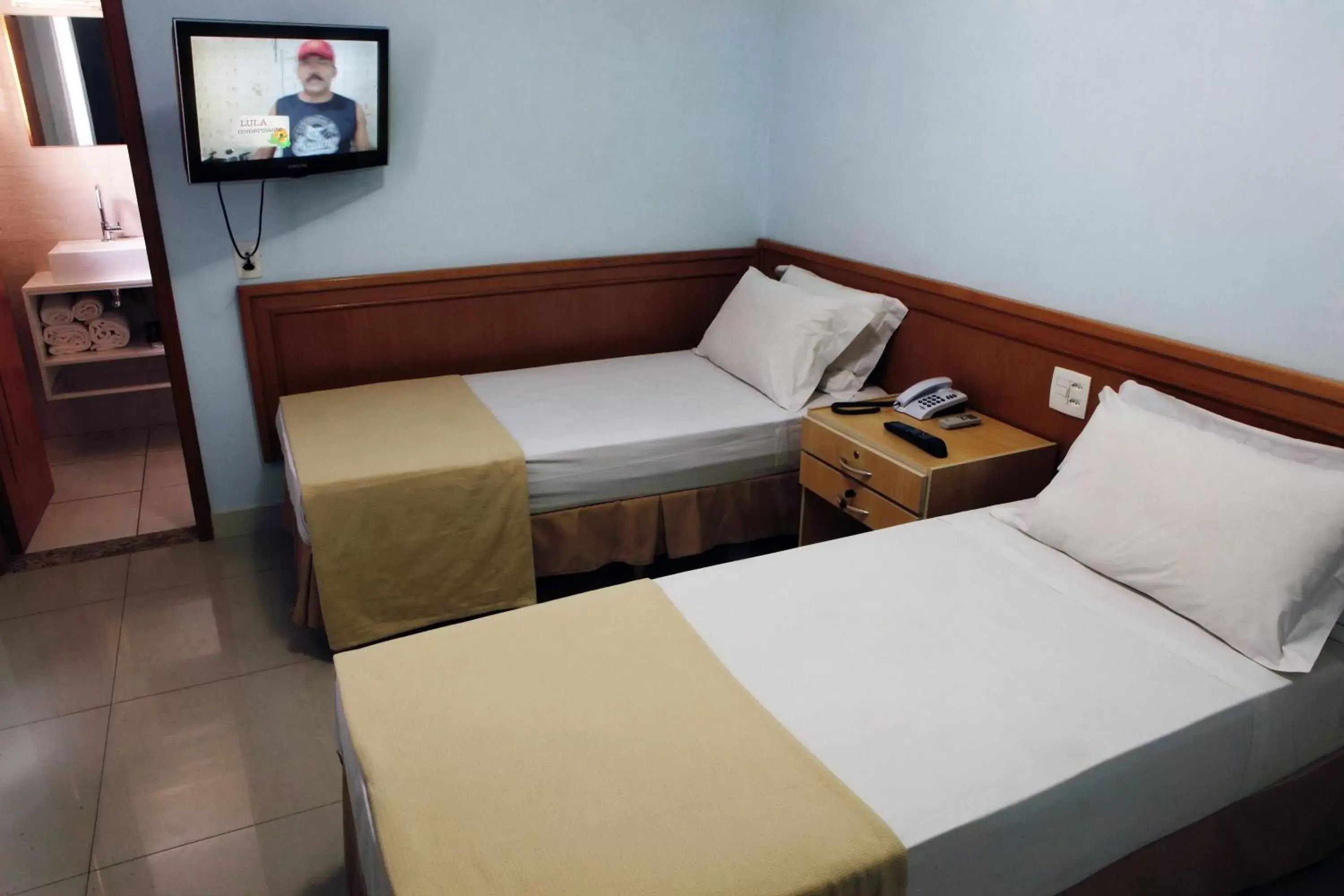 Photo of the whole room, Bed in Pompeu Rio Hotel